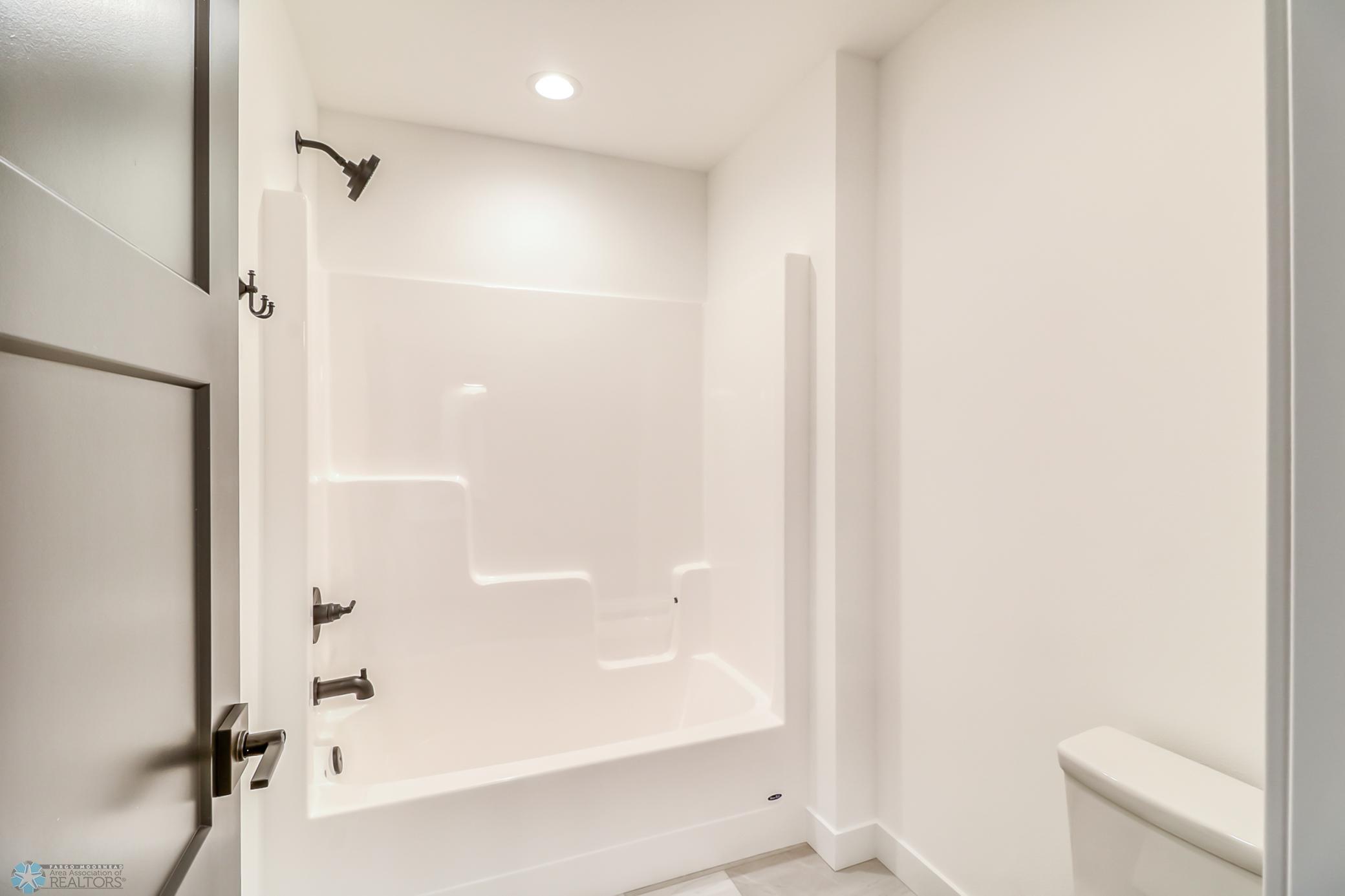 Upstairs Bathroom1_2.jpg
