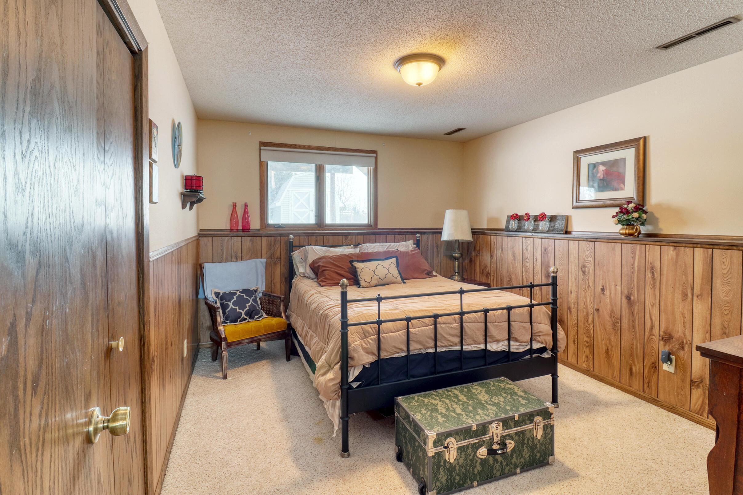 Basement Bedroom2_1