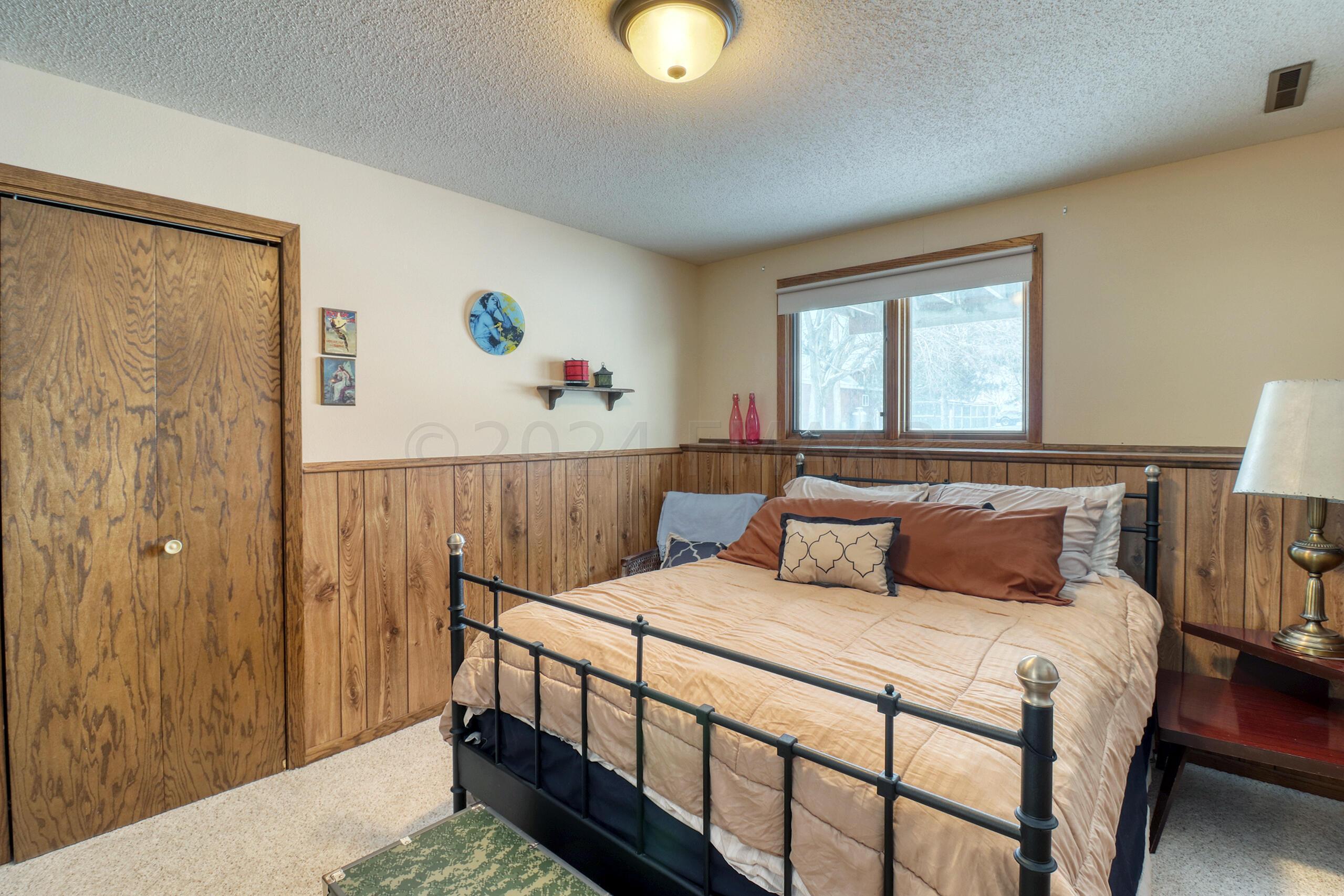 Basement Bedroom2_2