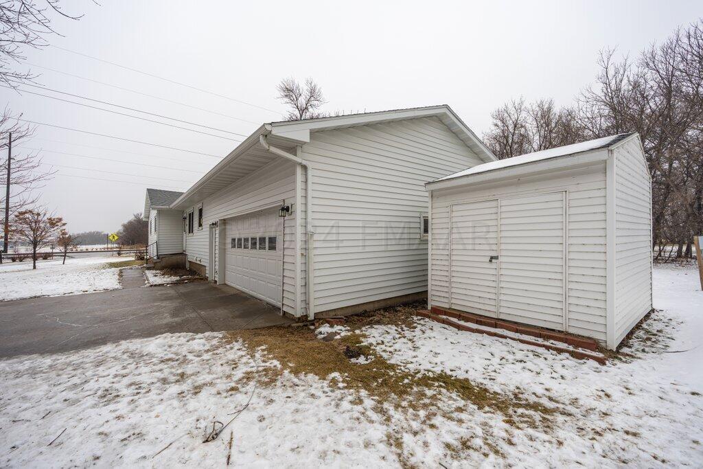 Storage shed