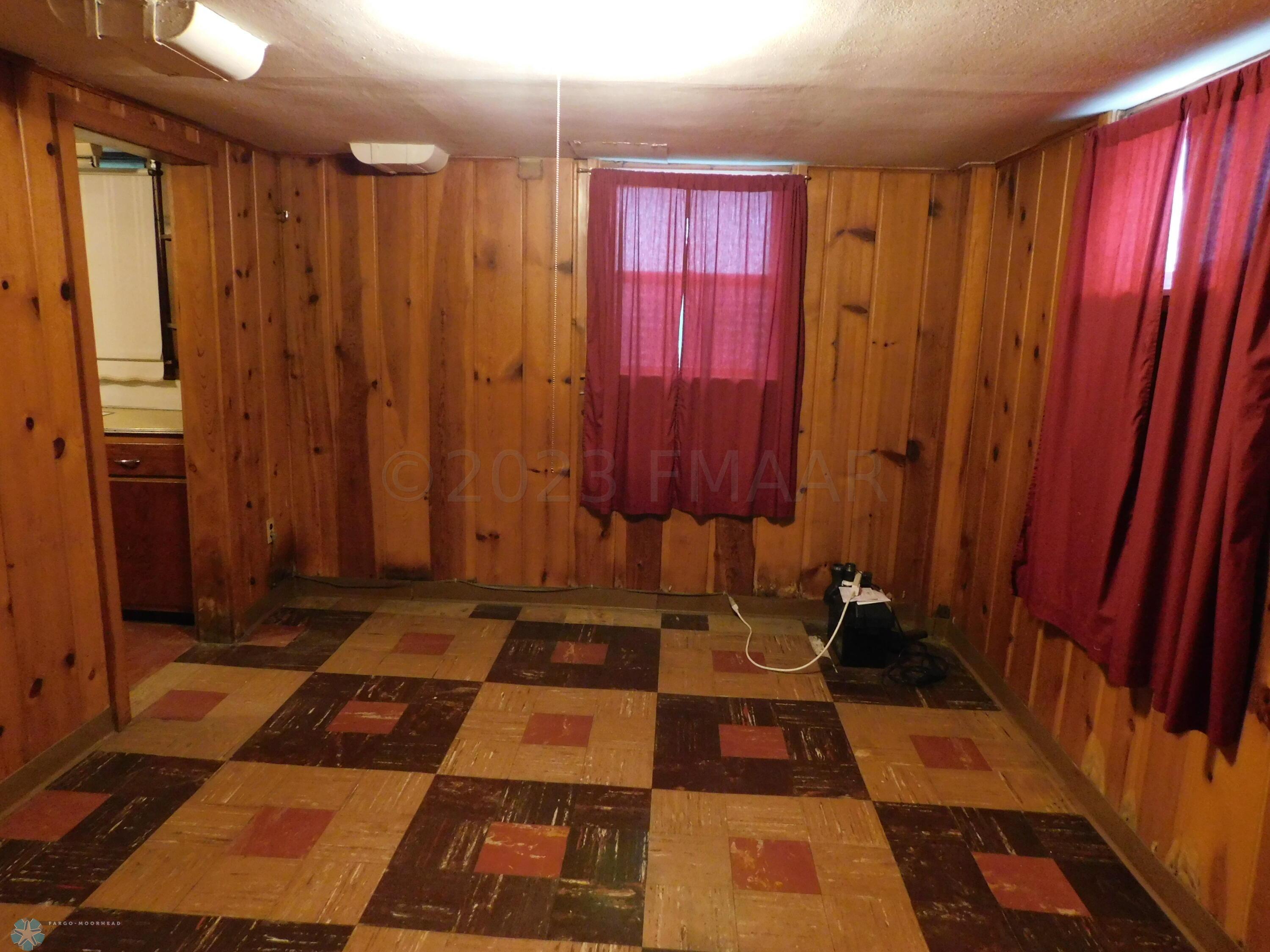 extra room 1
