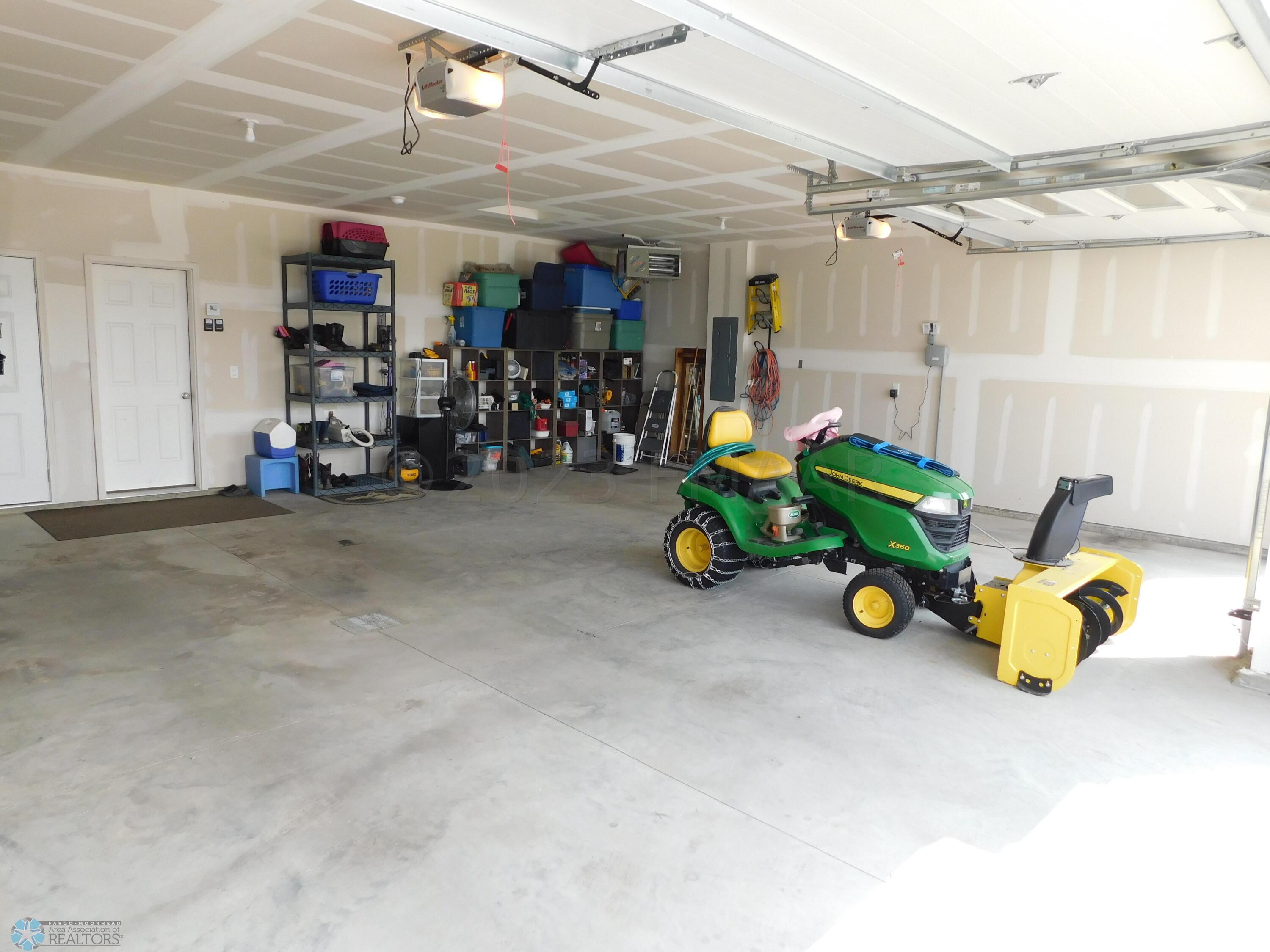 3 car garage