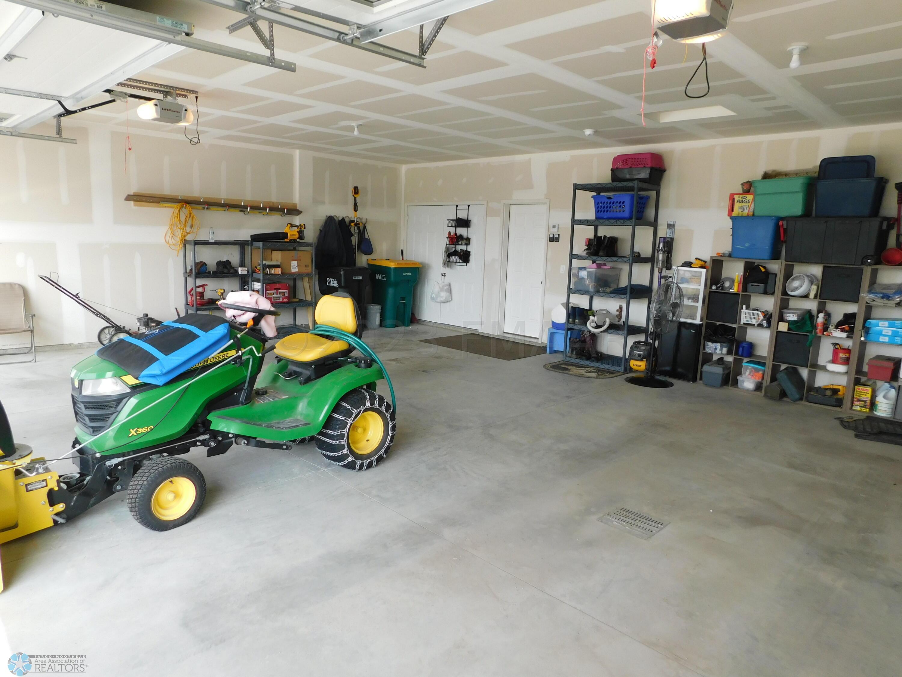 garage