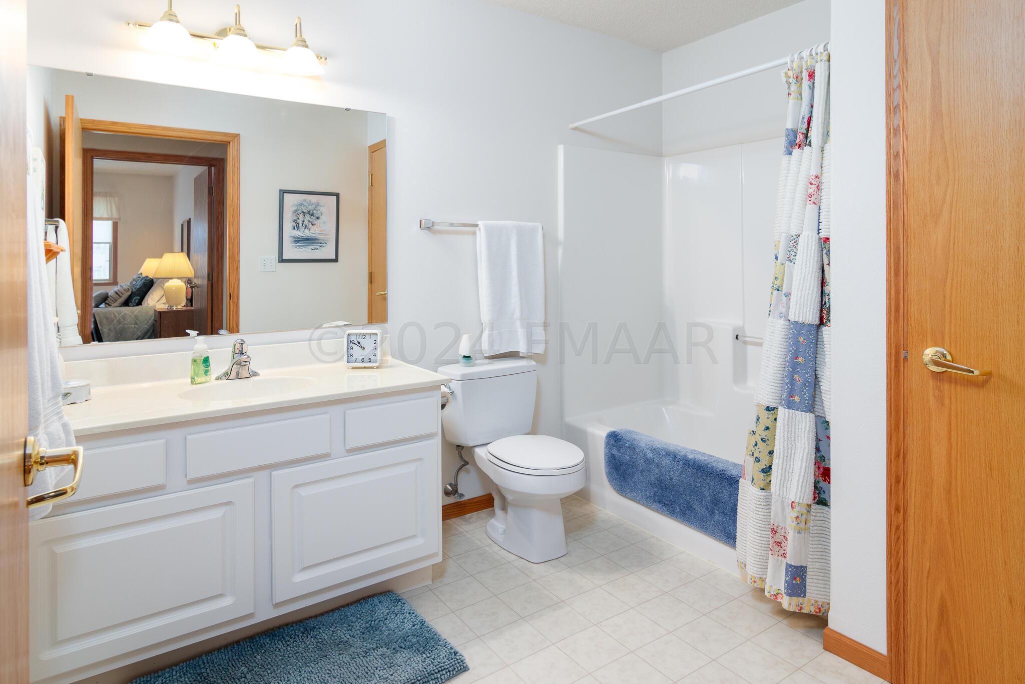 Full Bathroom
