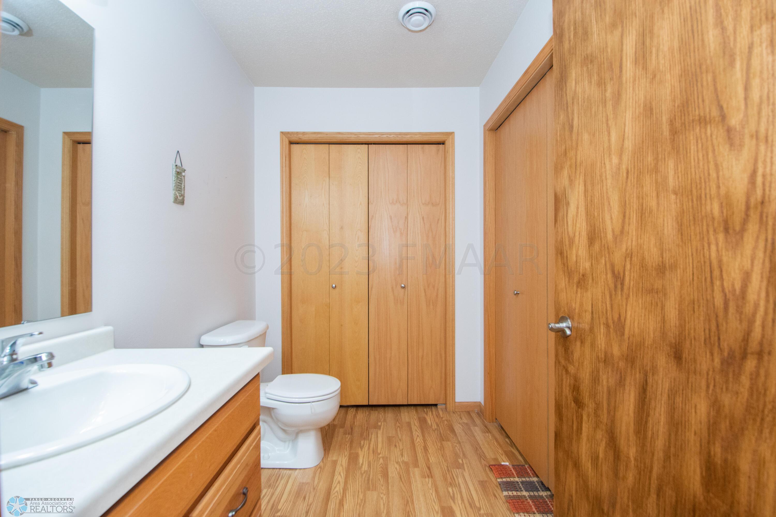 Main Floor Full Bath