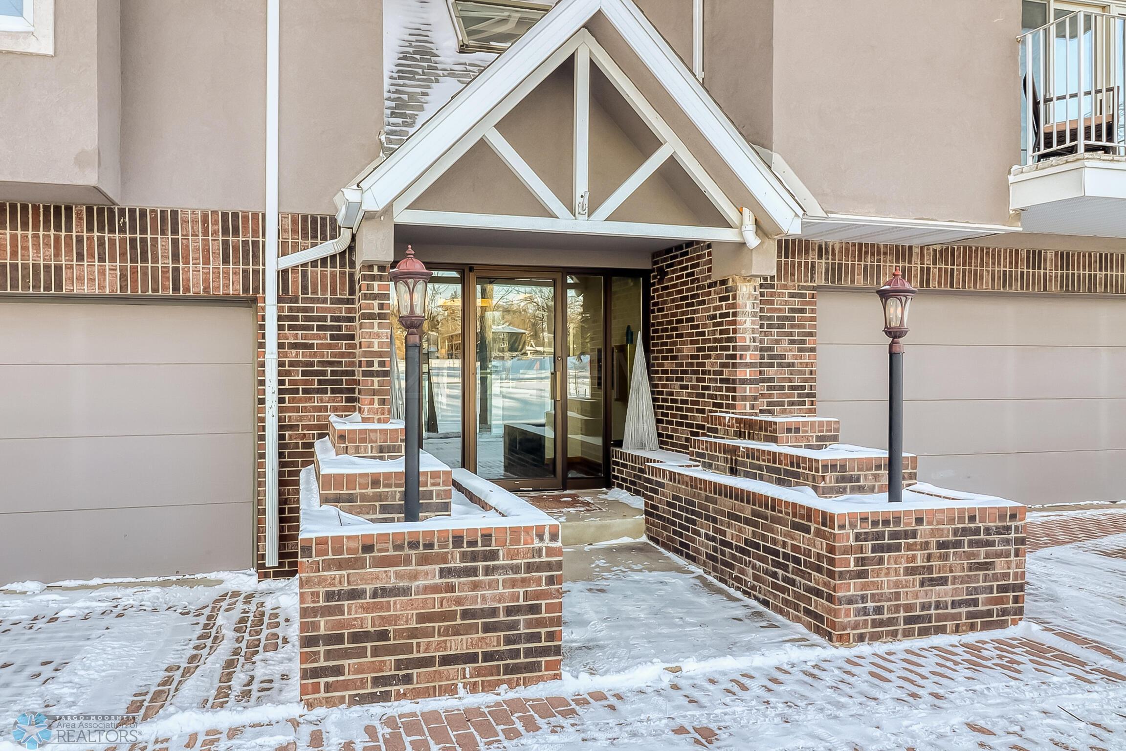 Exterior_entrance