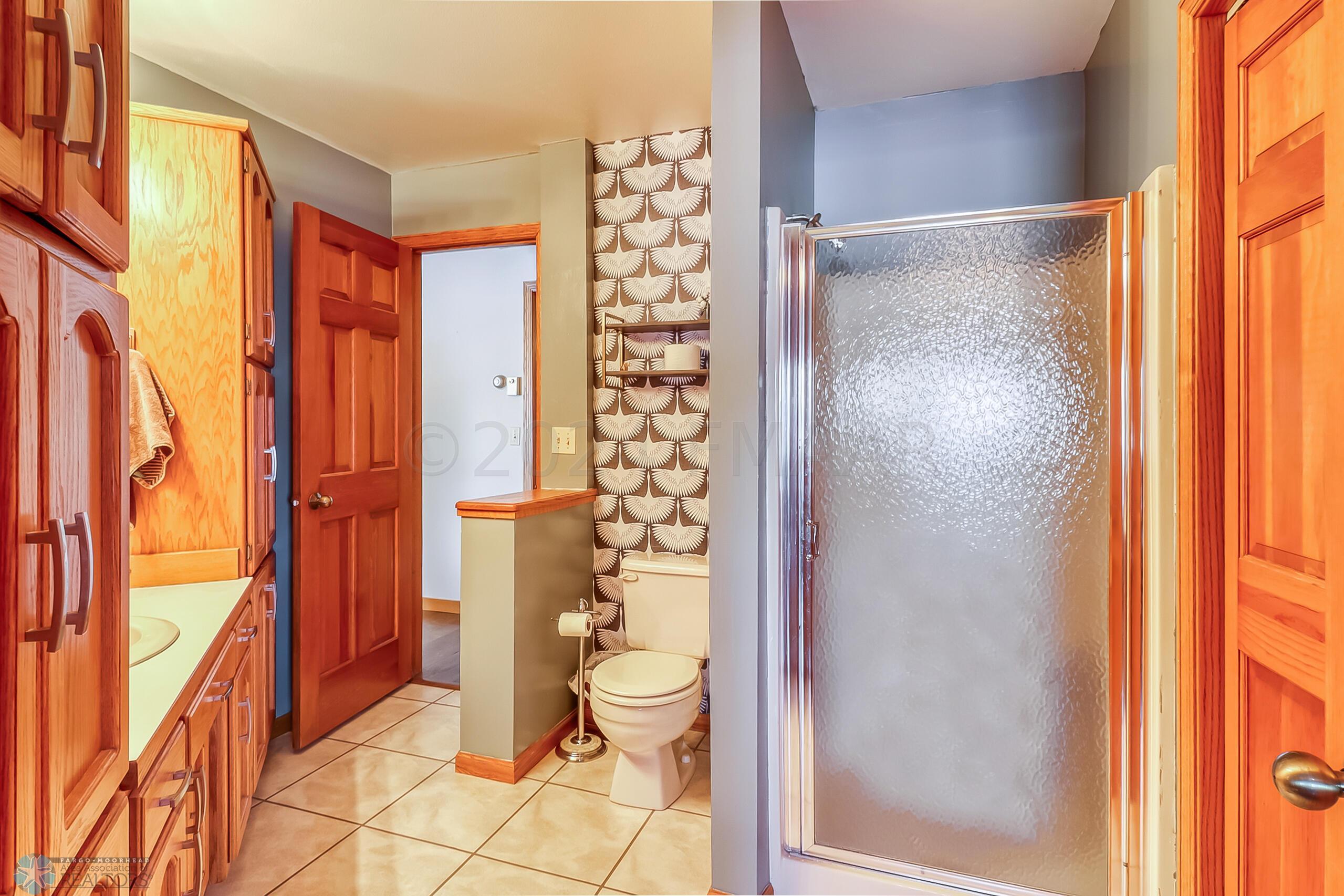 Bathroom1_3