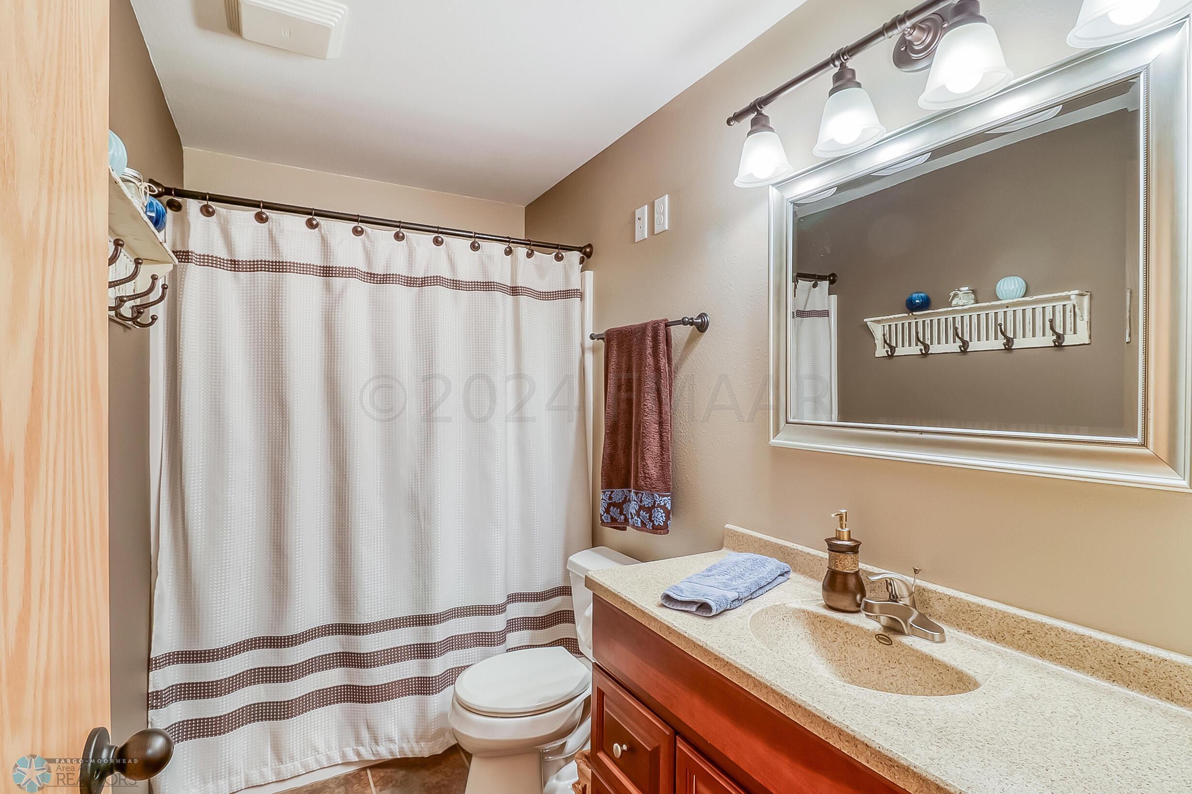 Basement Bathroom1_1