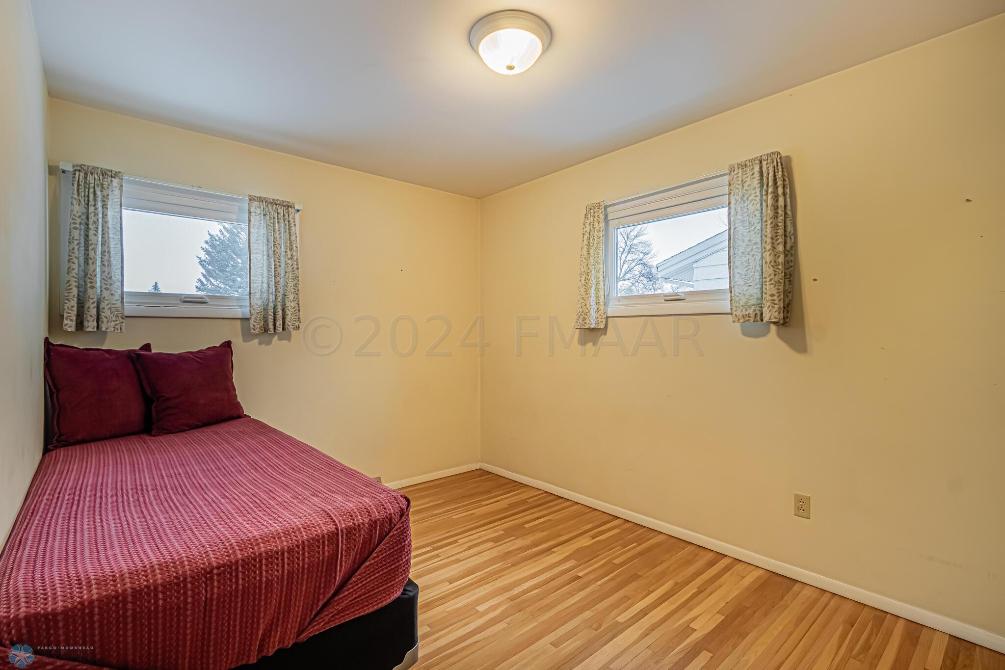 1714 16th St S Fargo, ND-01