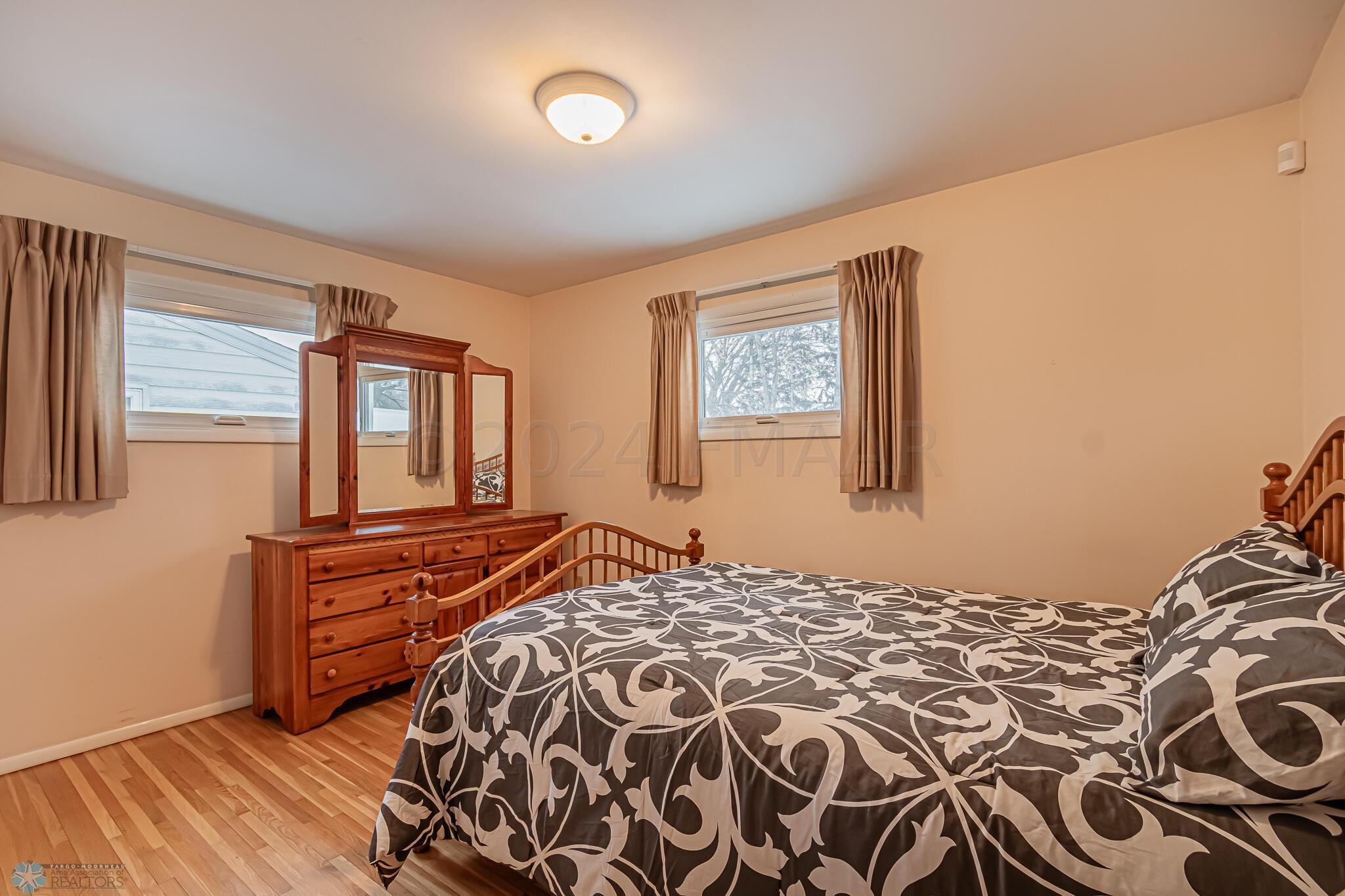 1714 16th St S Fargo, ND-03