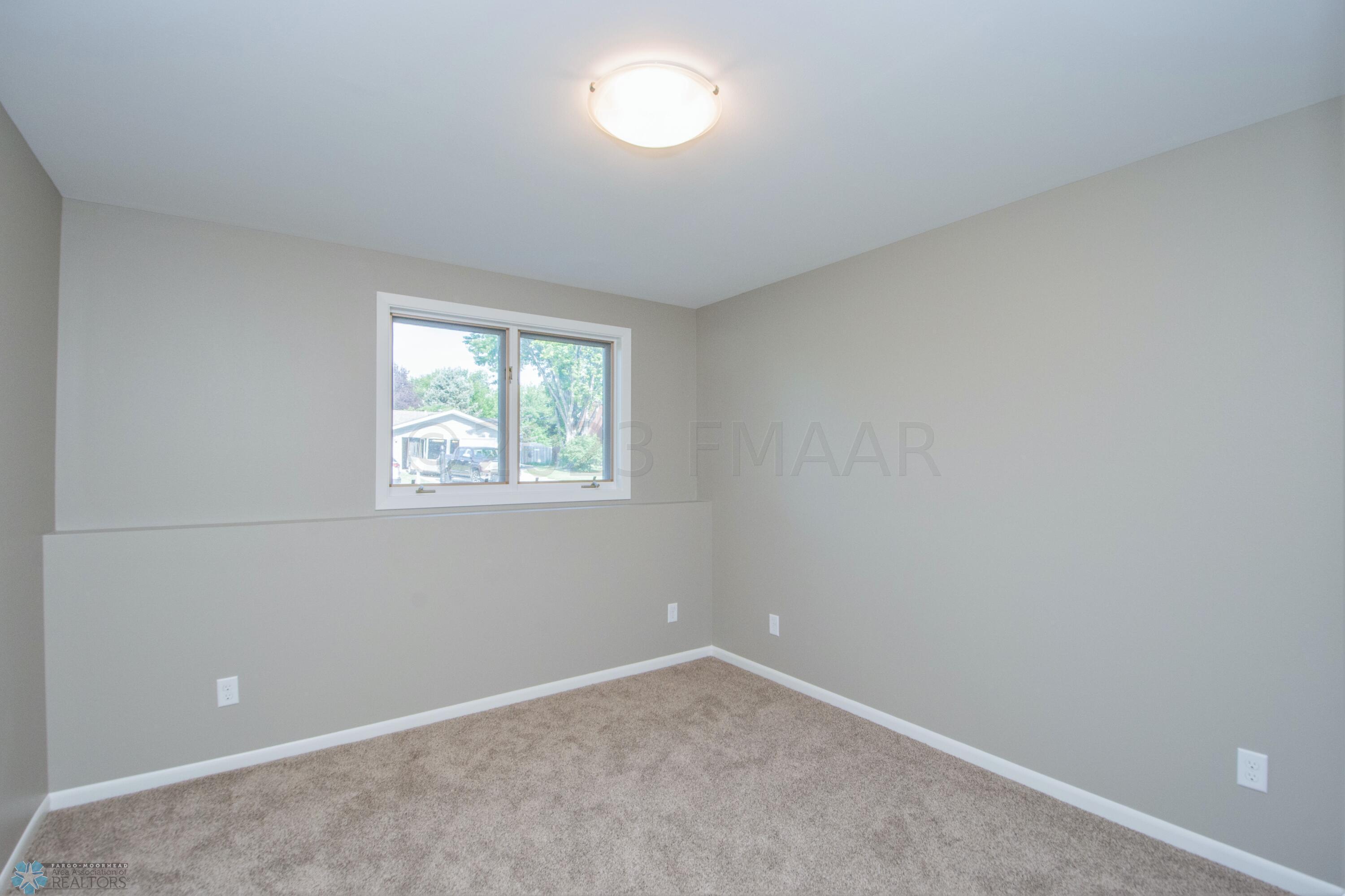 Lower Bedroom #4