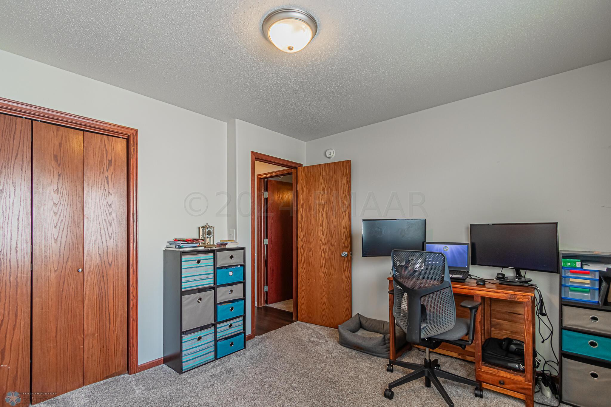 4241 17th St S, Moorhead, MN 56560-13