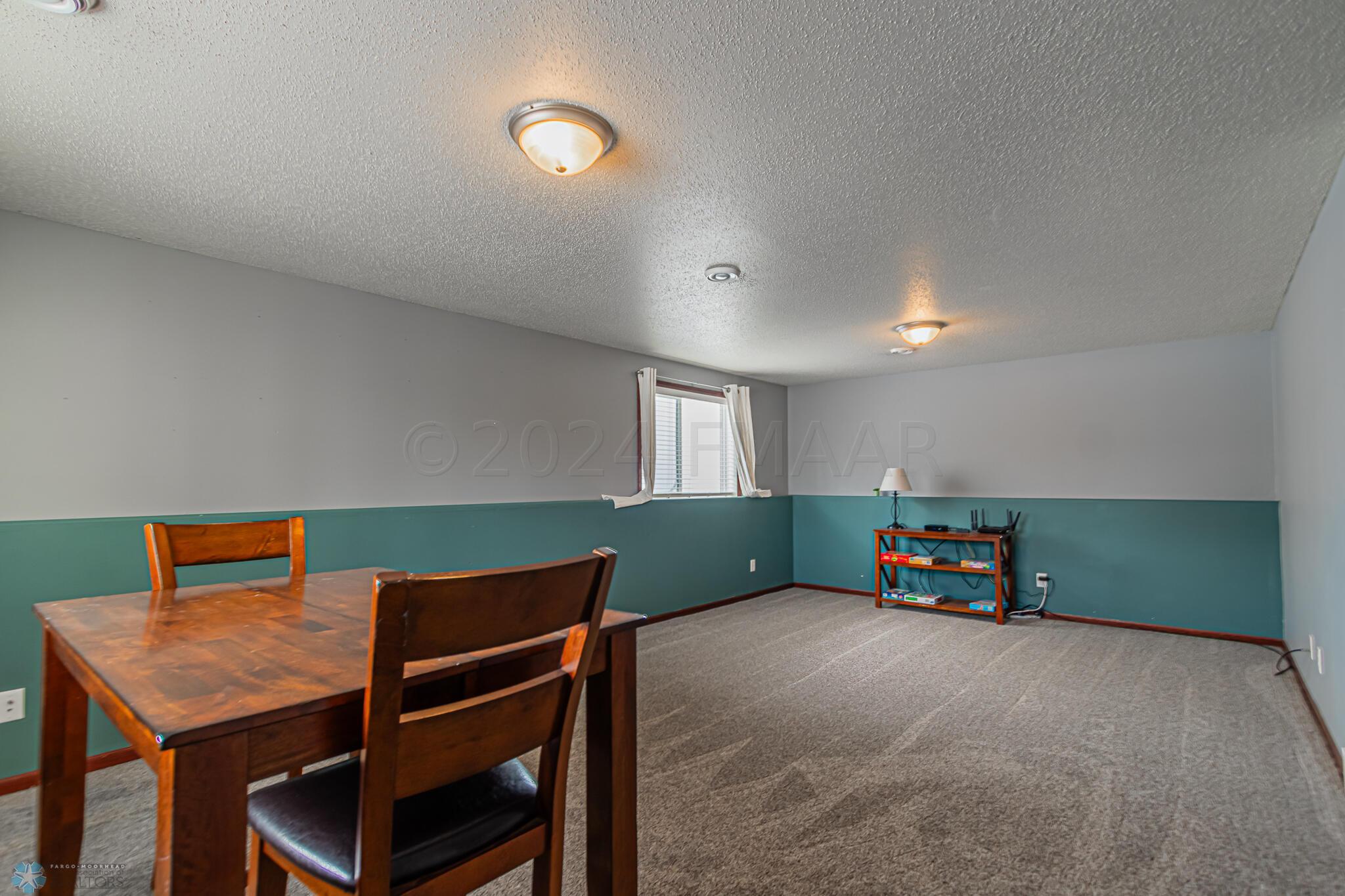 4241 17th St S, Moorhead, MN 56560-01
