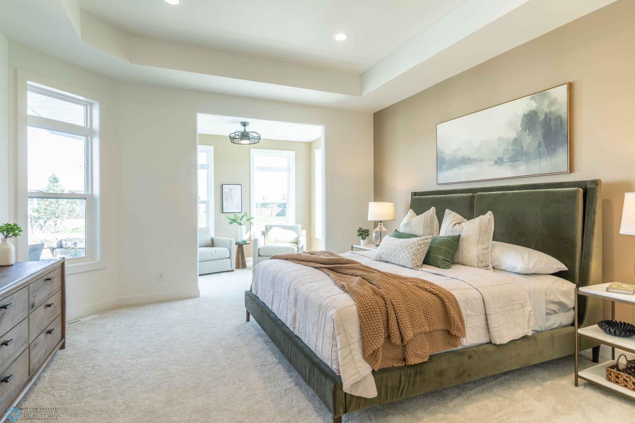 5188-primary-bedroom.jpg