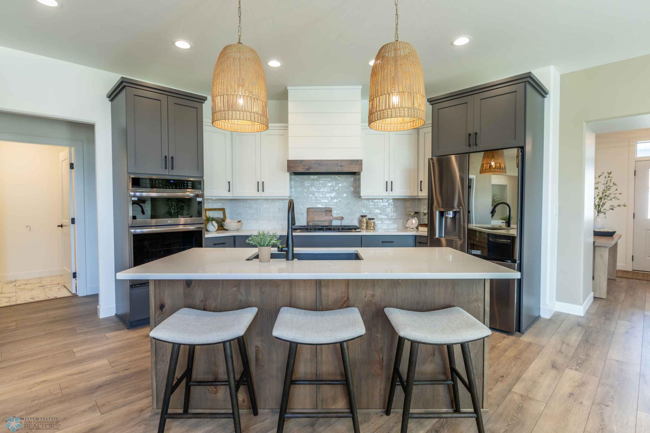 5188-kitchen-view.jpg