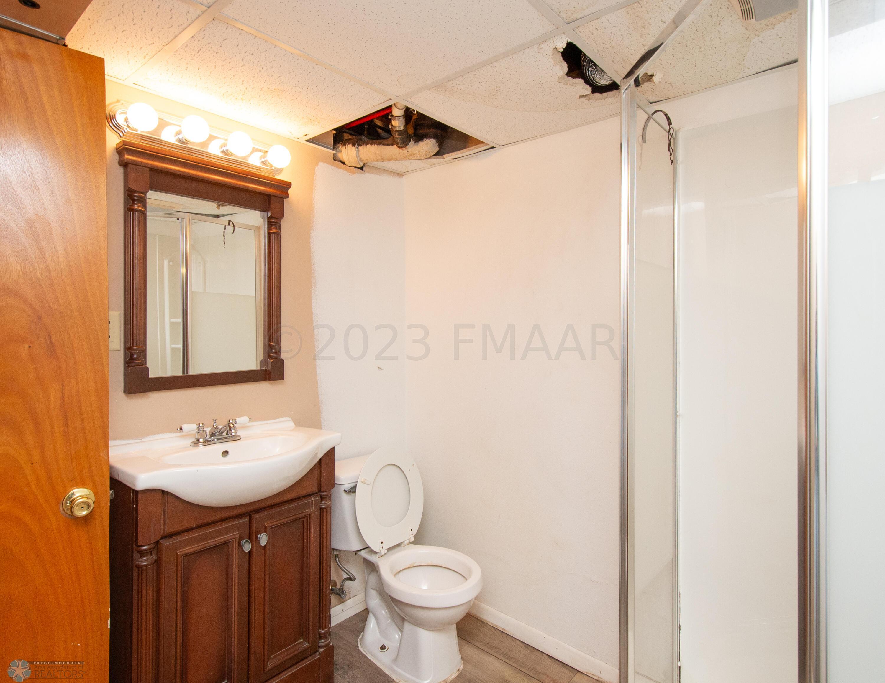 Bathroom 2