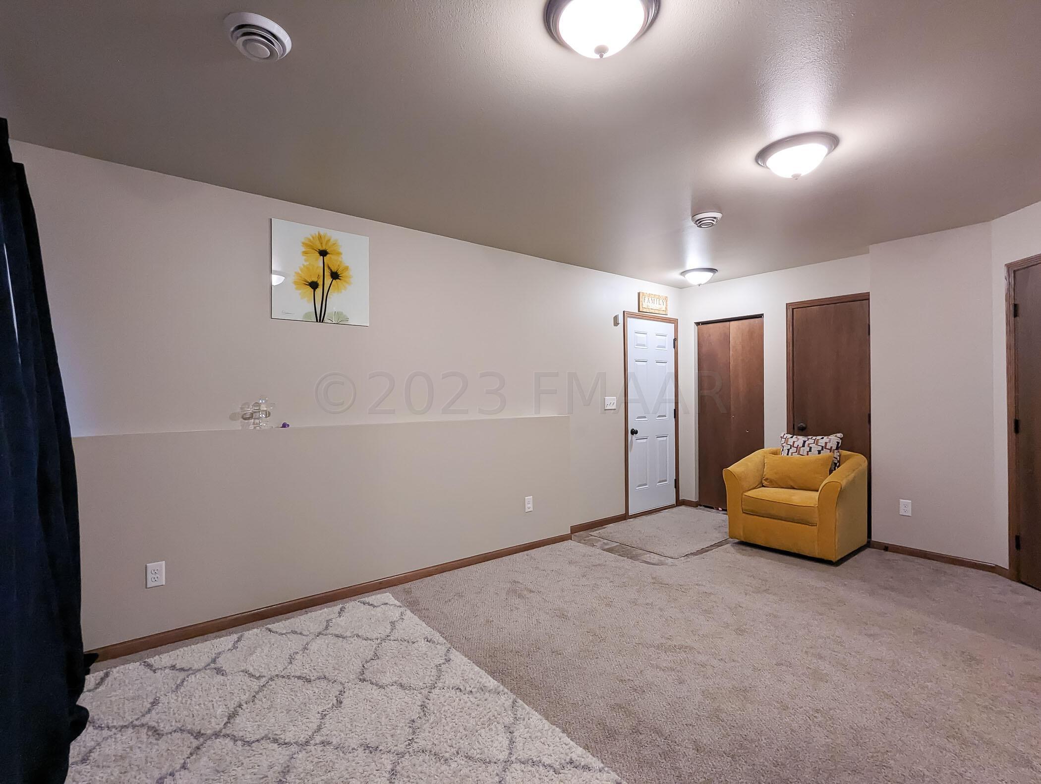 L2P023-222151789