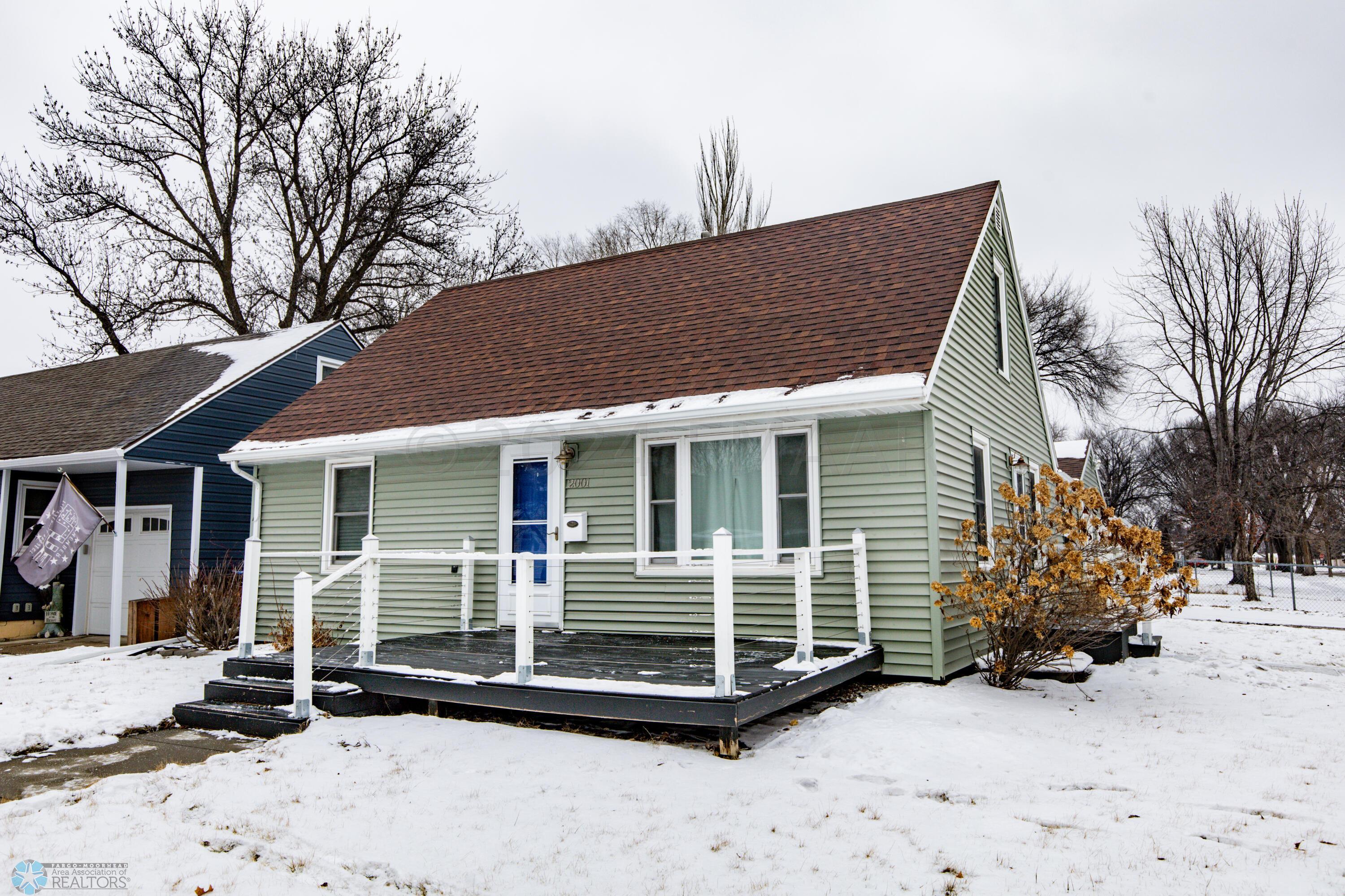 Front/Side Exterior