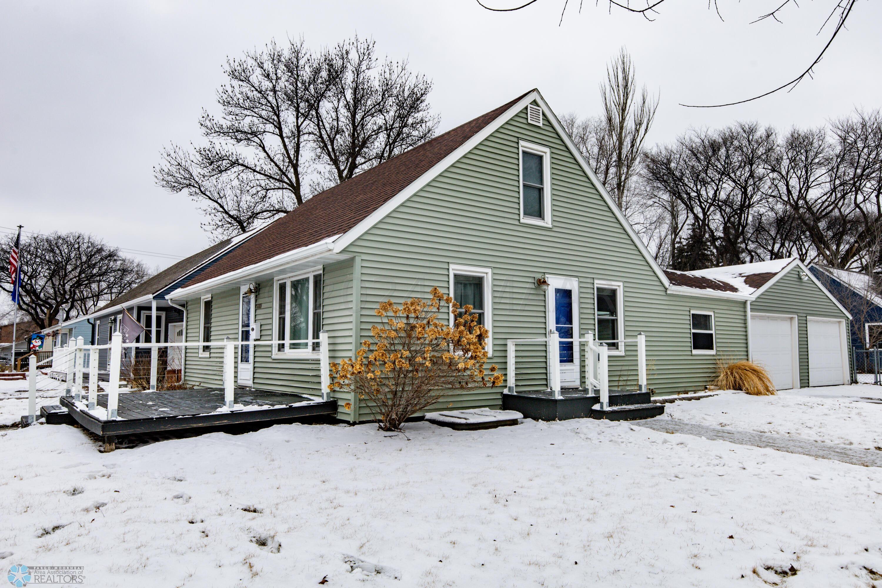 Front/Side Exterior