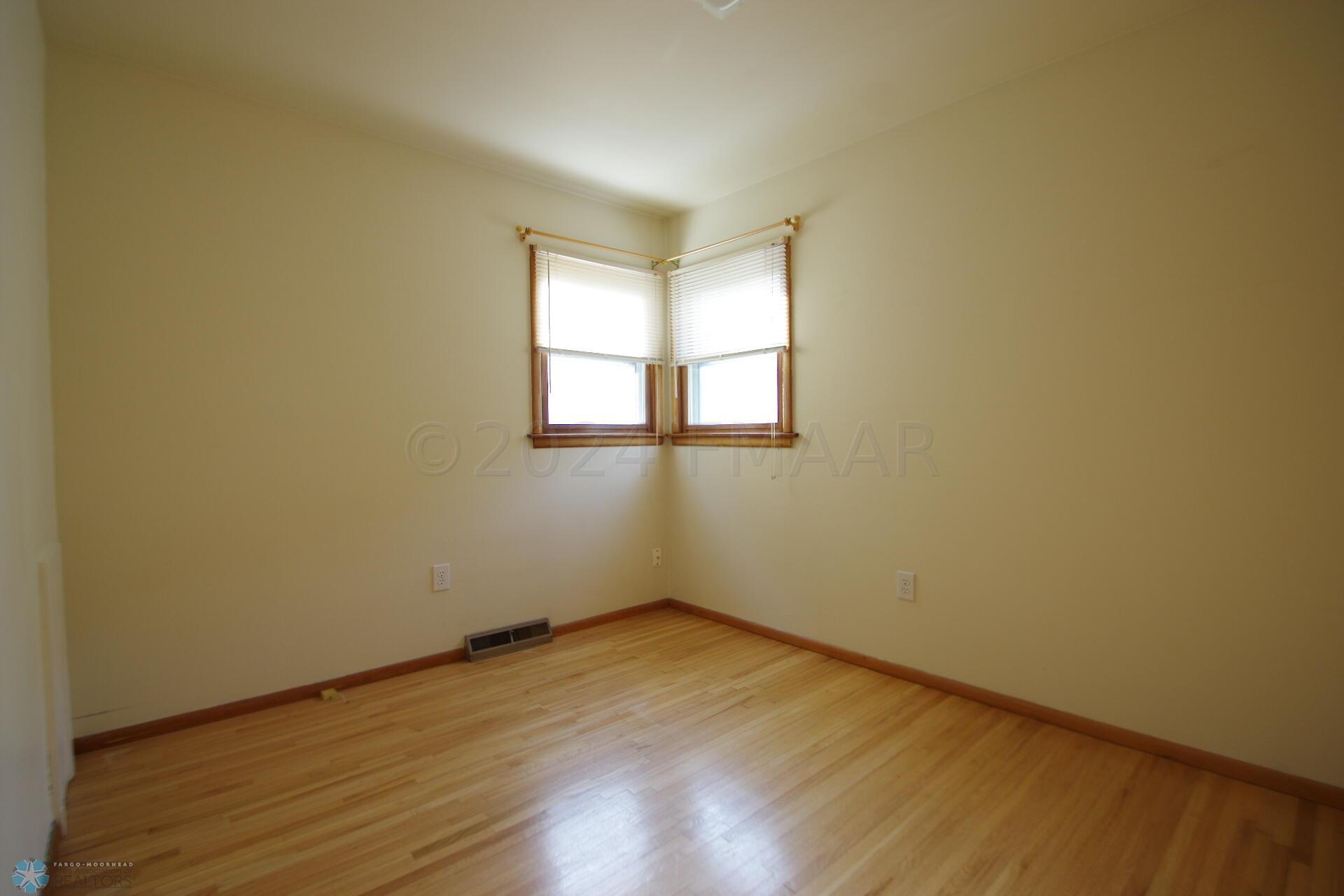 Bedroom 2-1