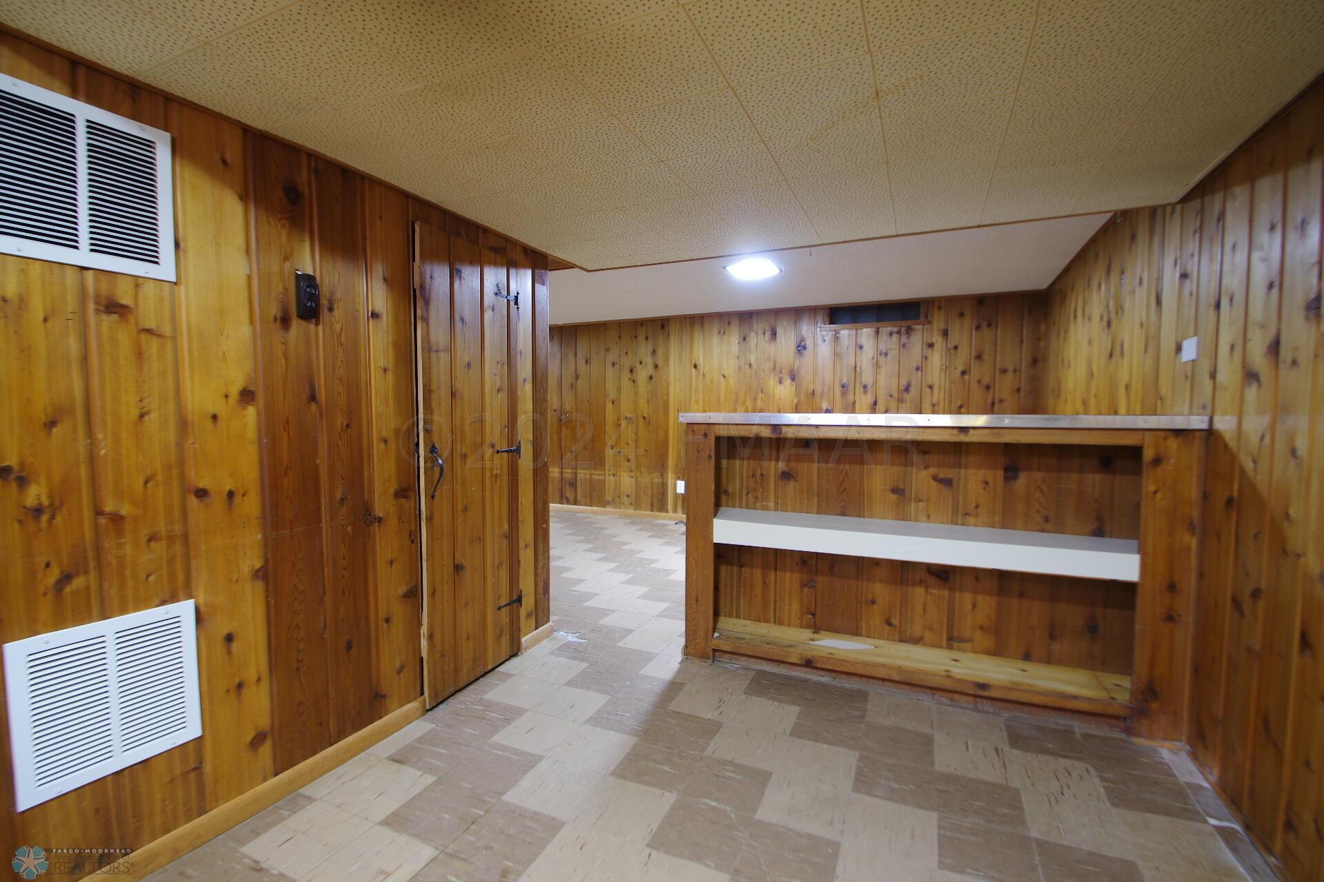 Family Room Bar 1