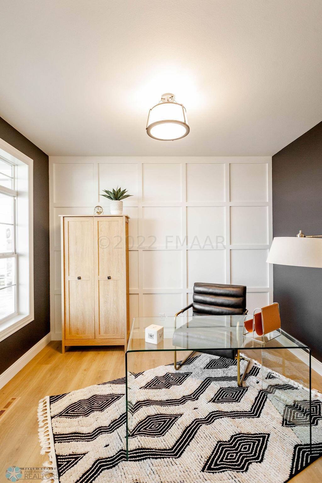 Den/Flex Room