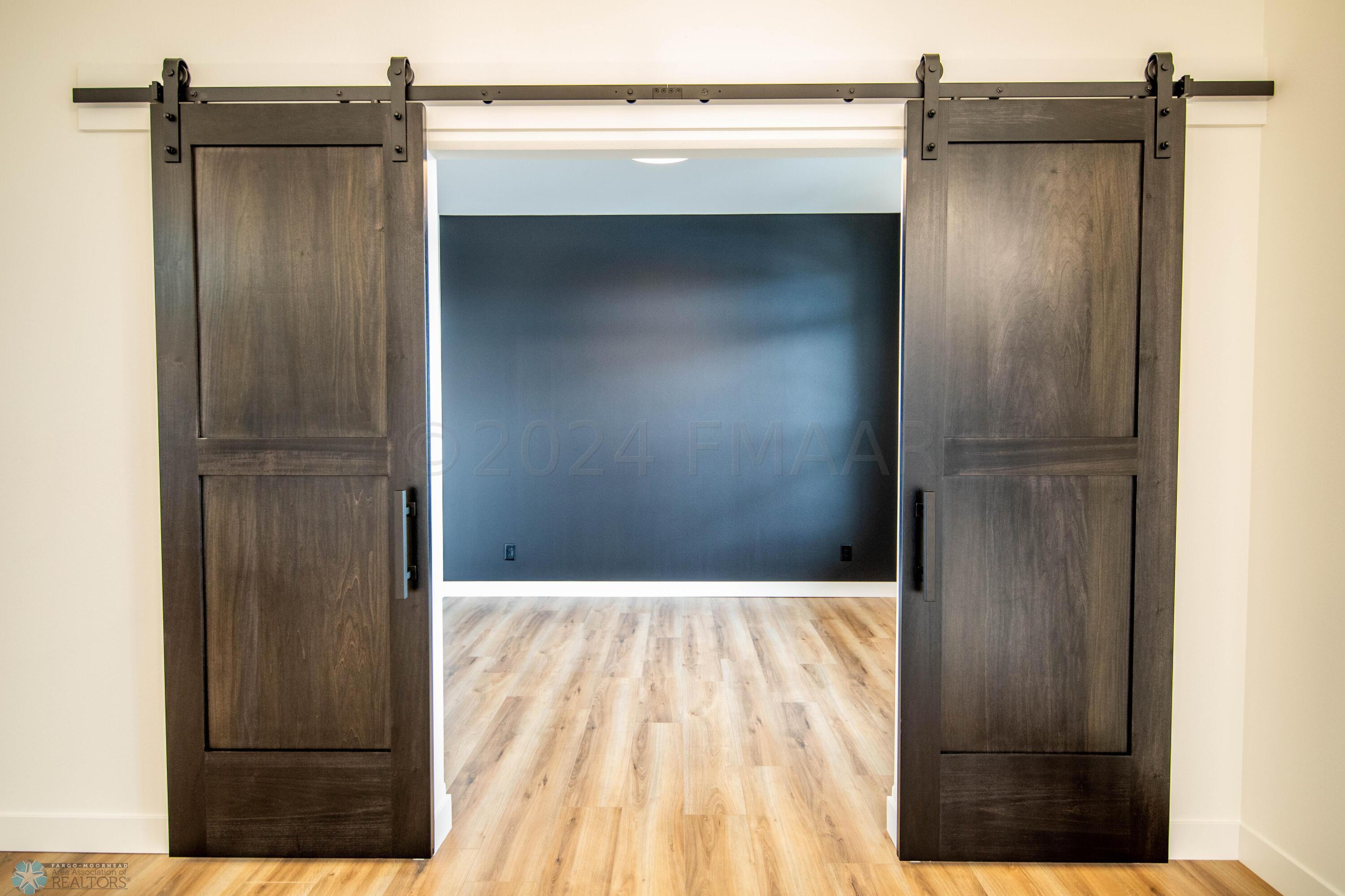 Flex Room