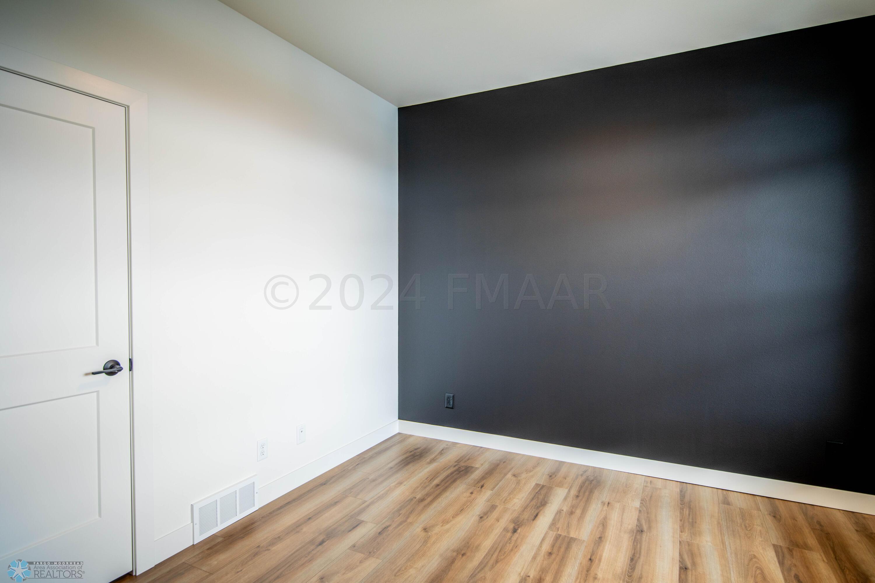 Flex Room