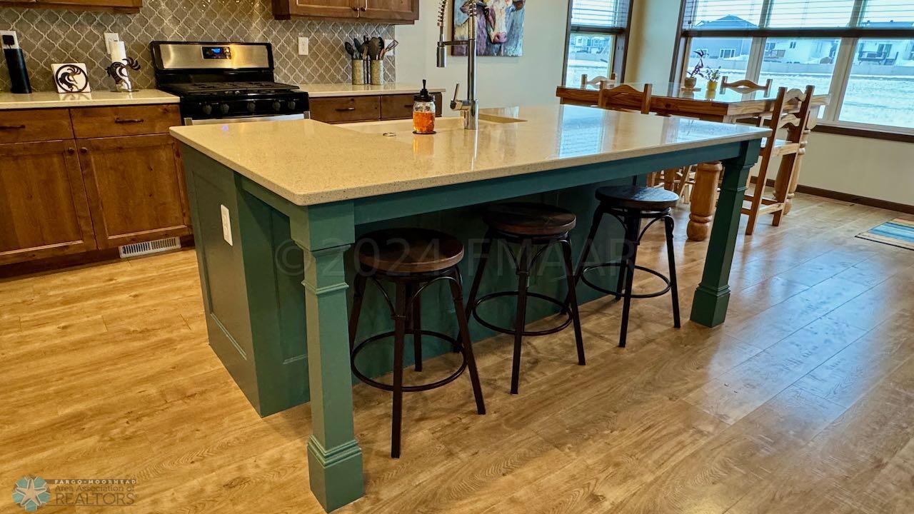 (29) Kitchen Island