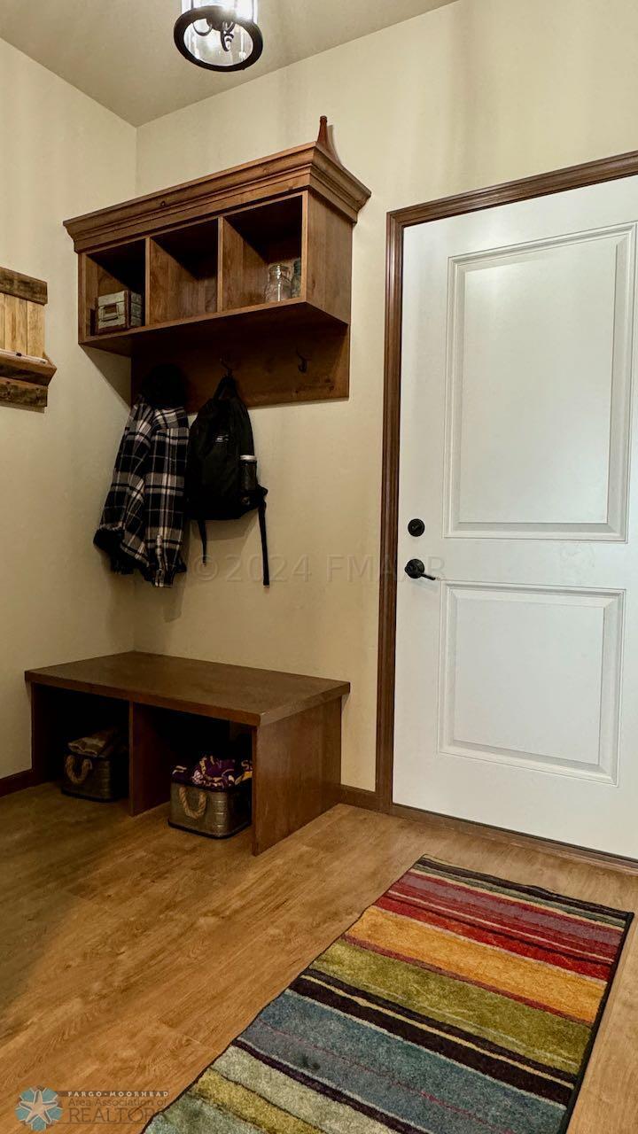 (37) Garage Entry Mud Room