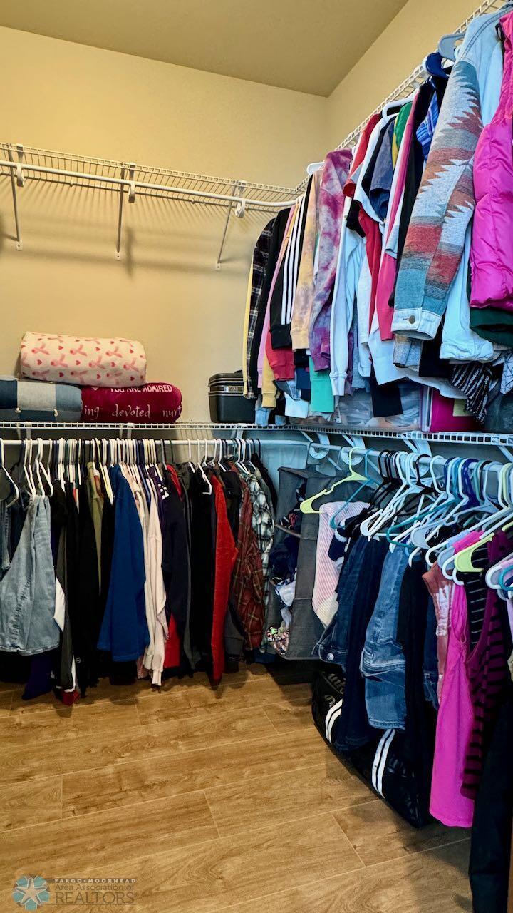 (43) Master Closet