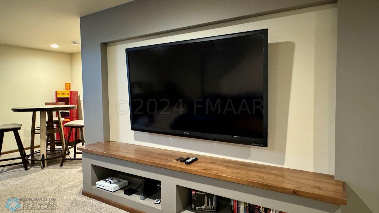 (65) Family Room