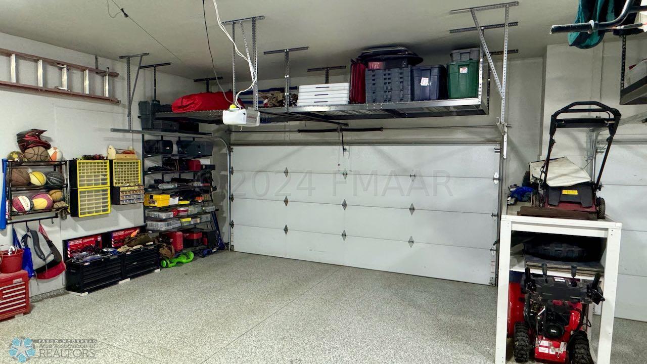 (81) Garage Storage