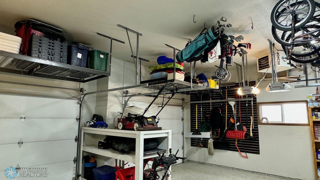 (82) Garage Storage