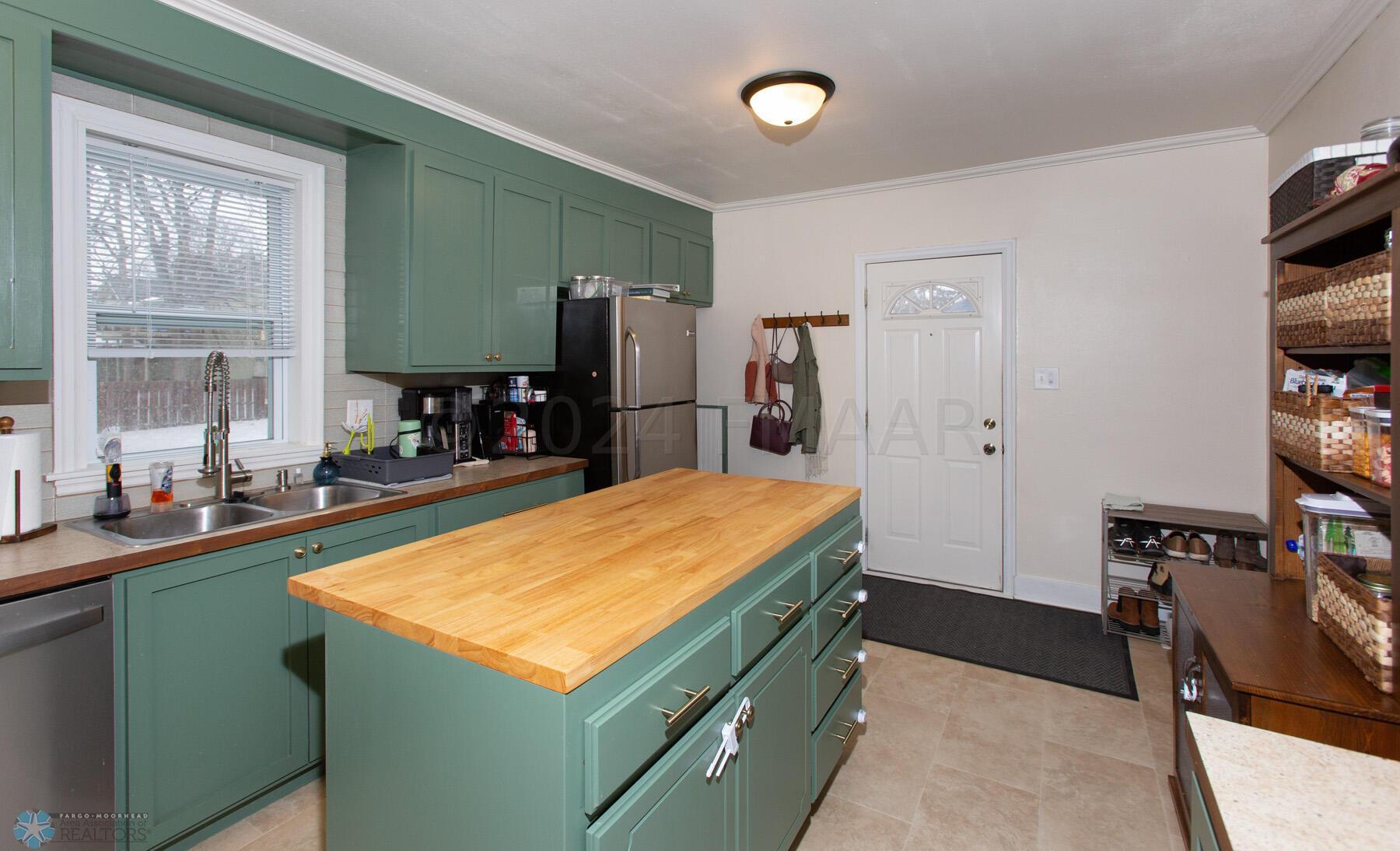 Kitchen/Back Entry