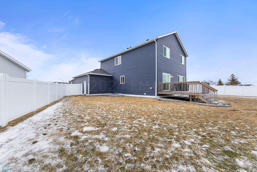 Outside/Yard
