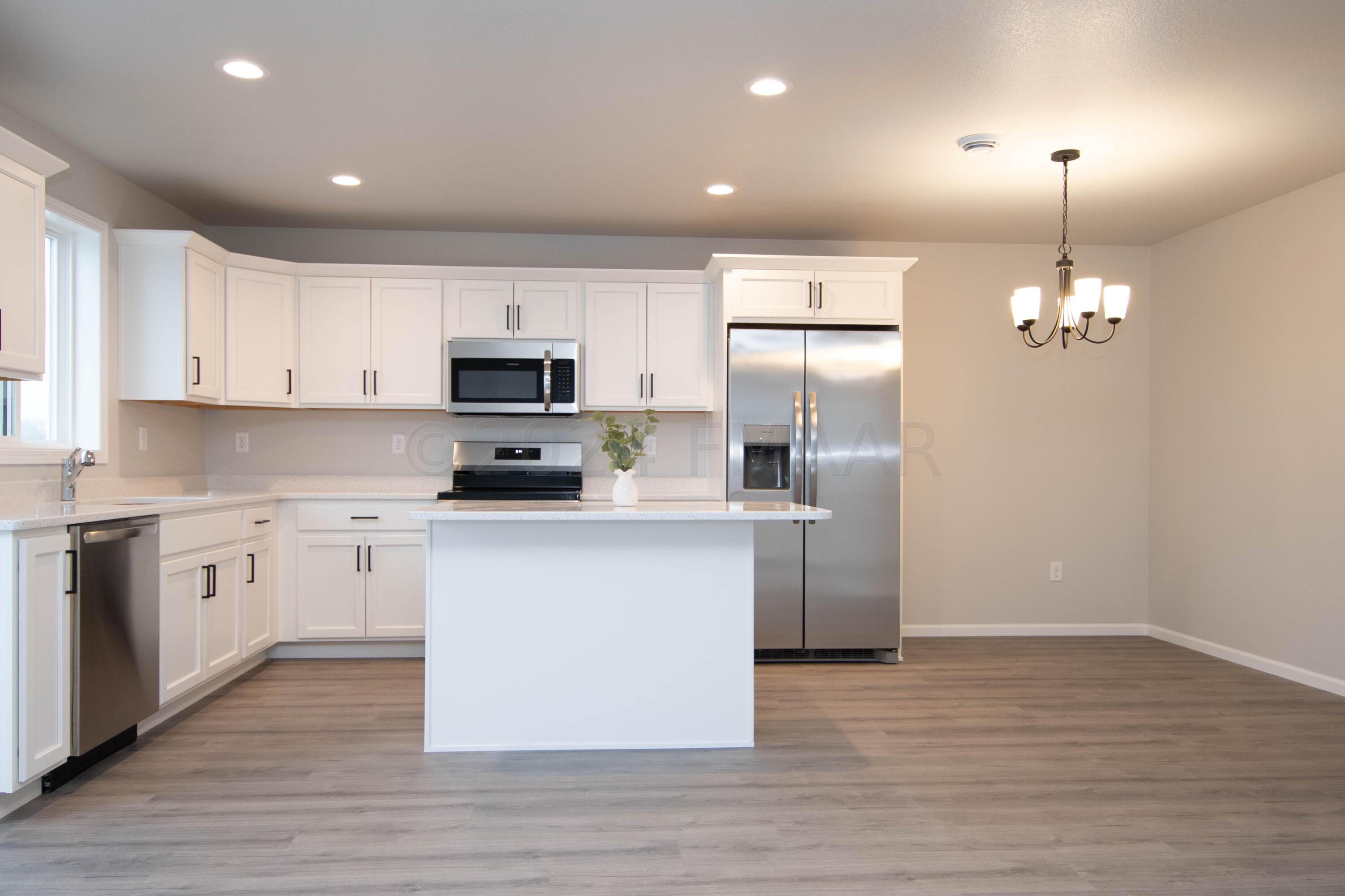 Kitchen/Dining