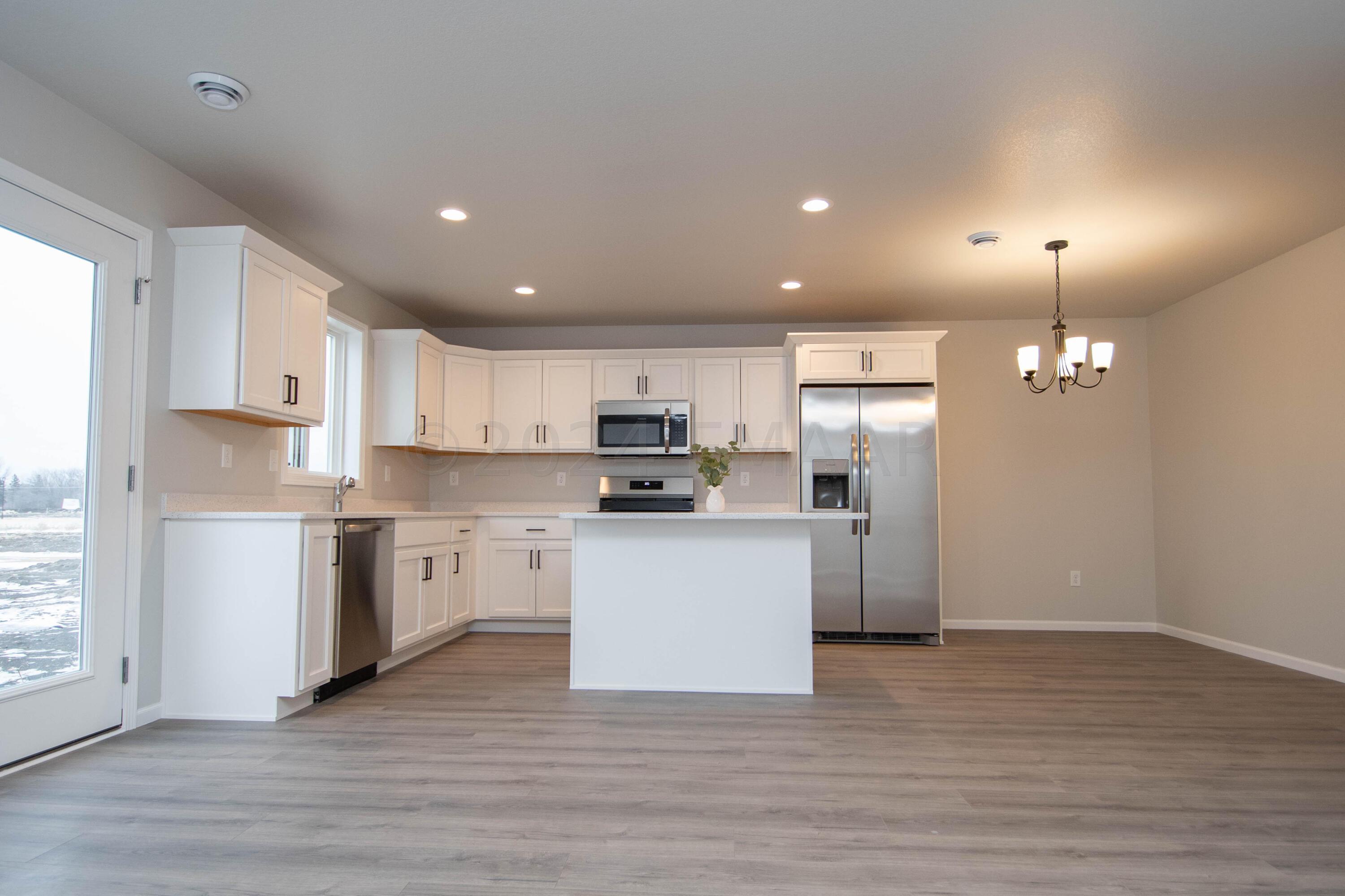 Kitchen/Dining