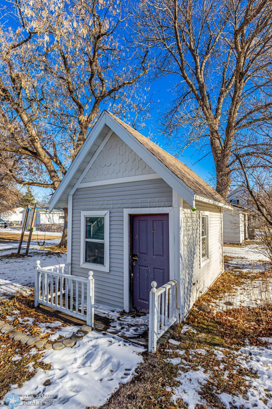 Shed