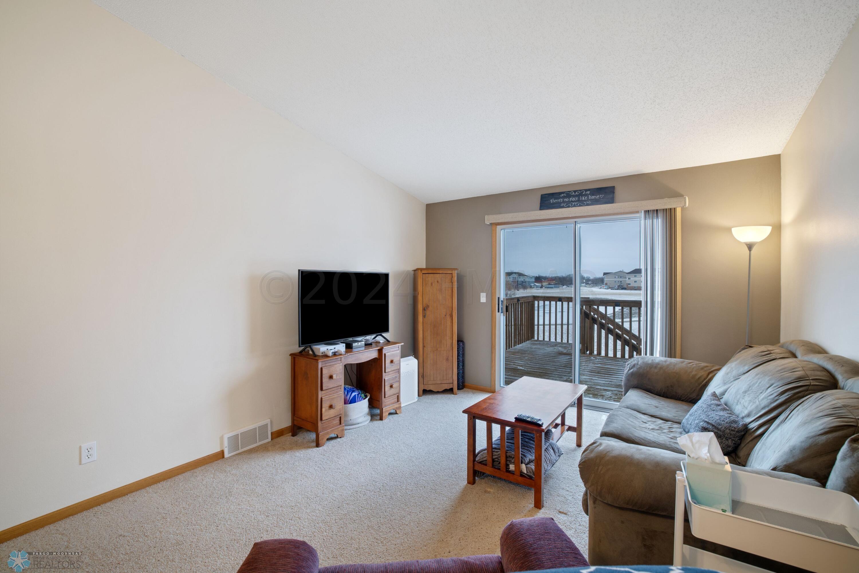 3414 Eagle Run Drive West Fargo, ND-12