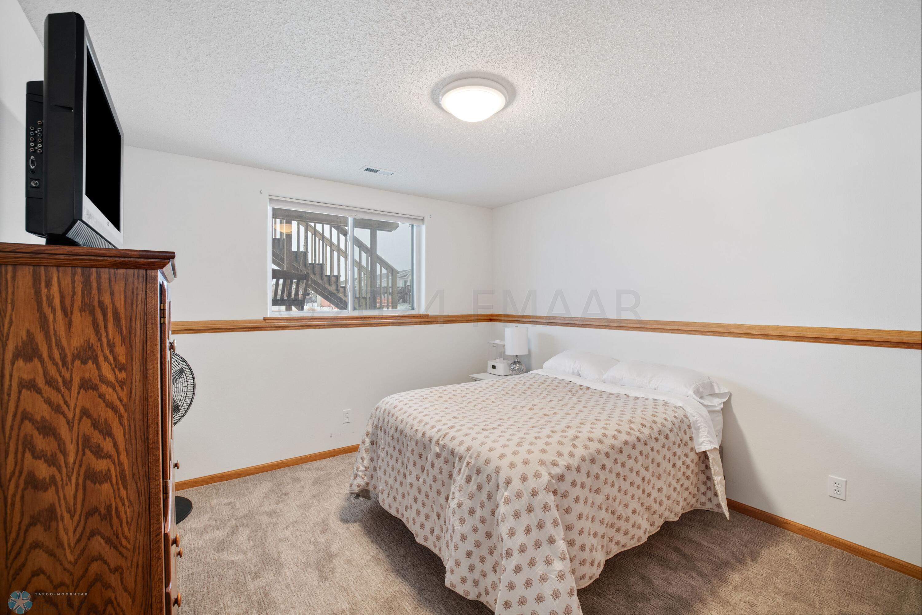 3414 Eagle Run Drive West Fargo, ND-16