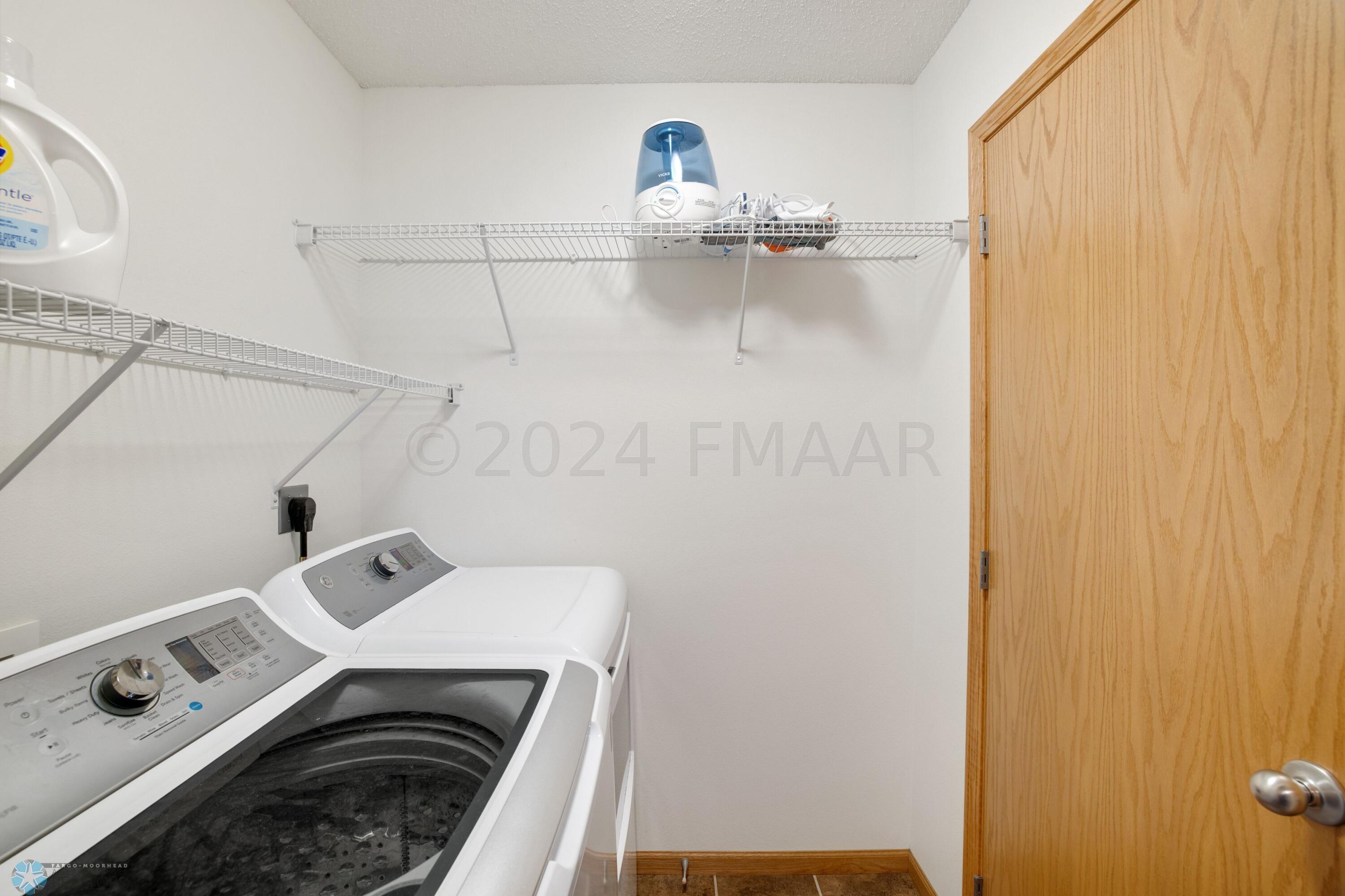 3414 Eagle Run Drive West Fargo, ND-17