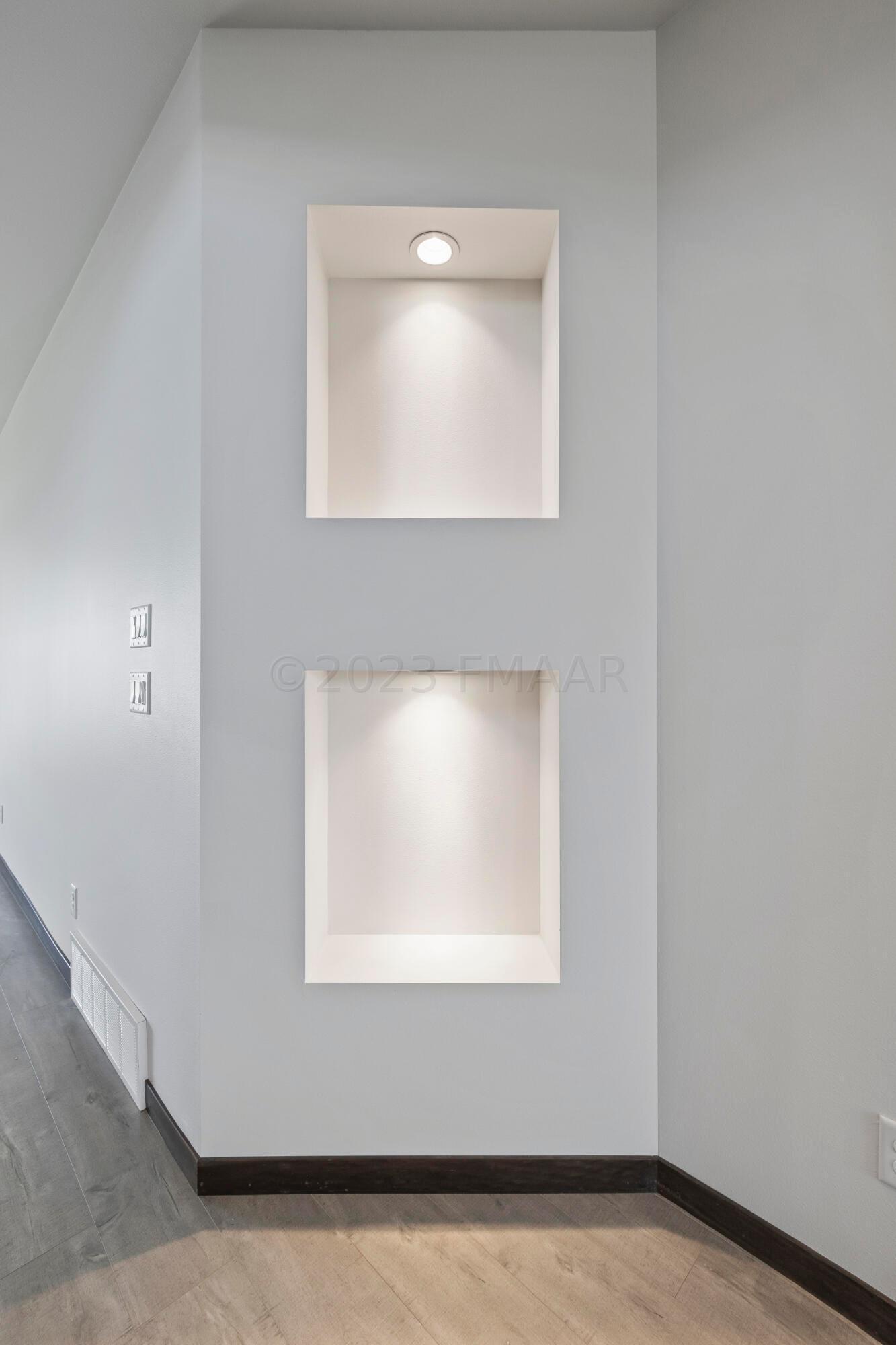 Decorative Lighted Niches