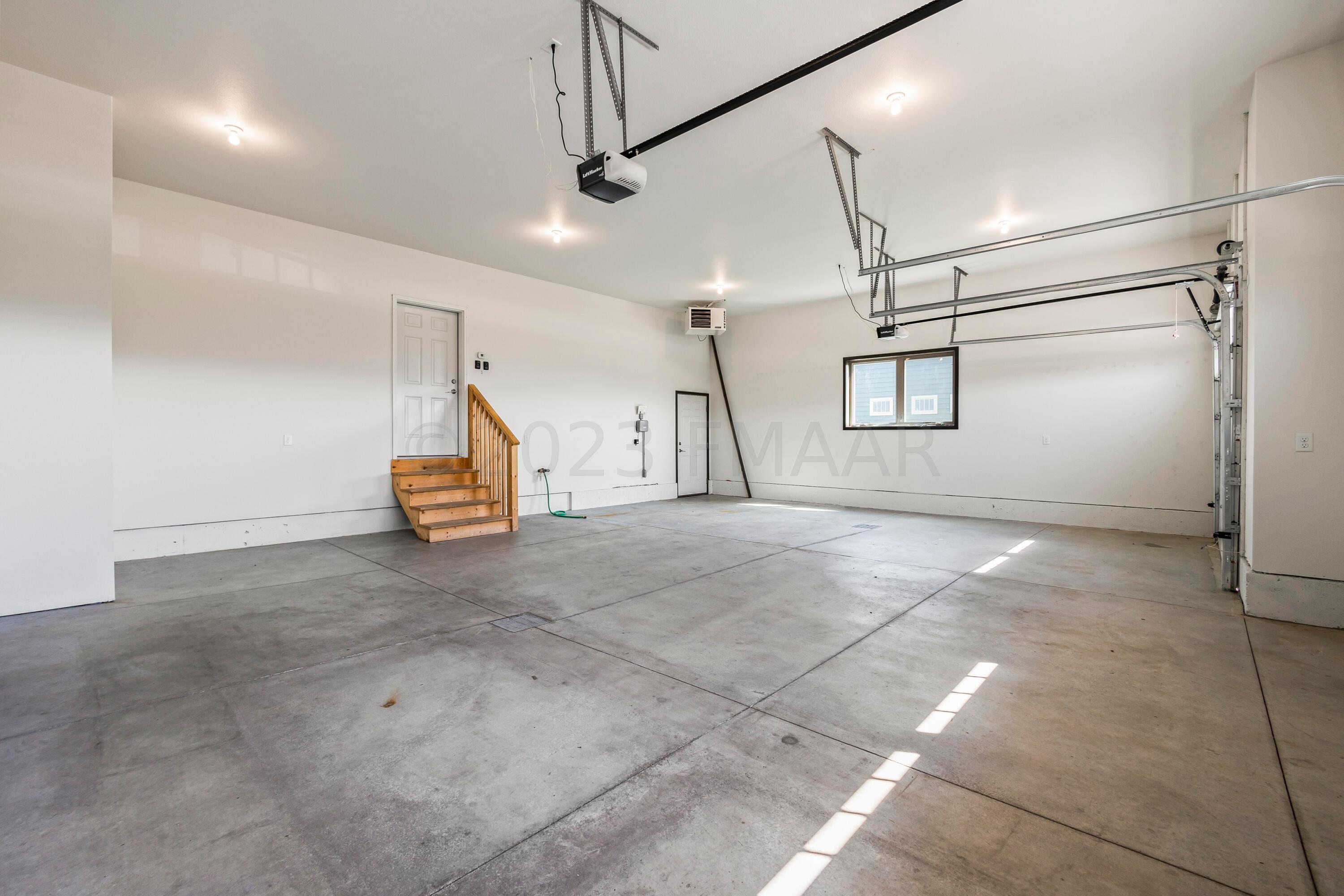 3-stall Heated Garage