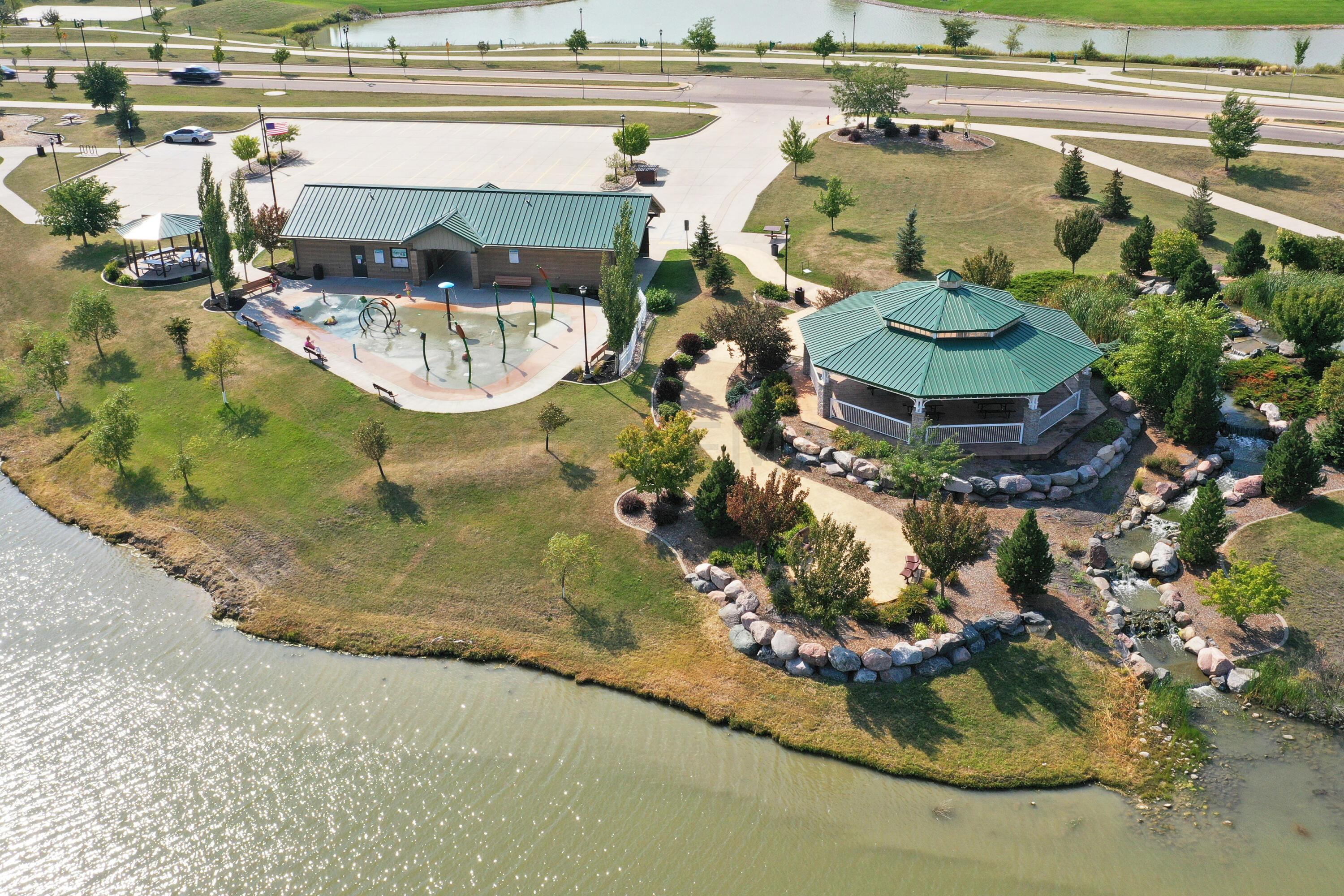Nearby splashpad and park