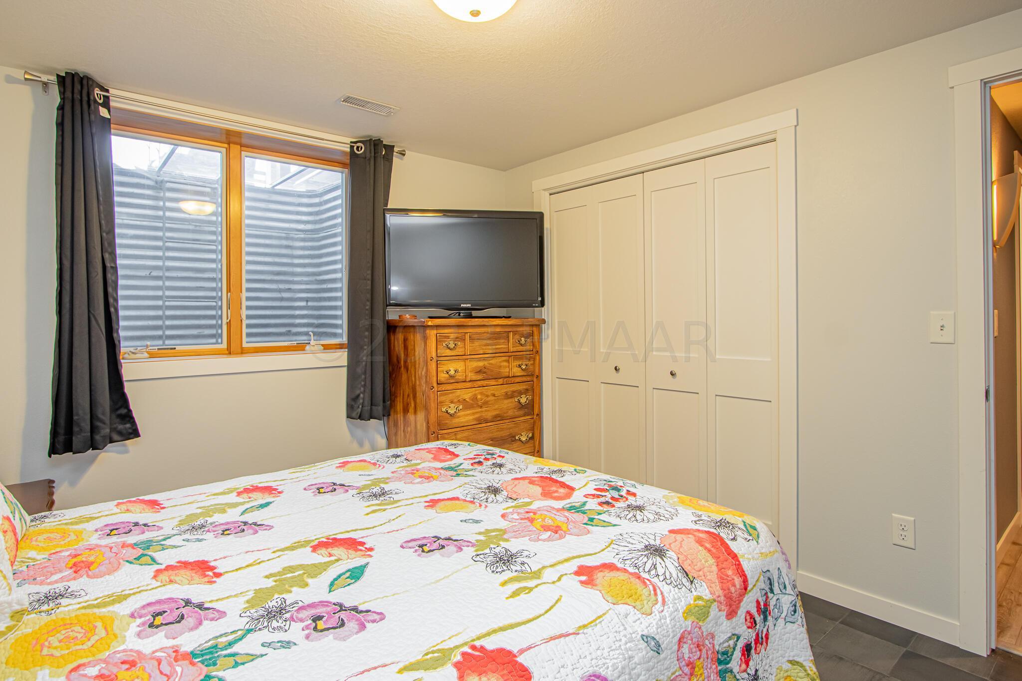 Bedroom4_2