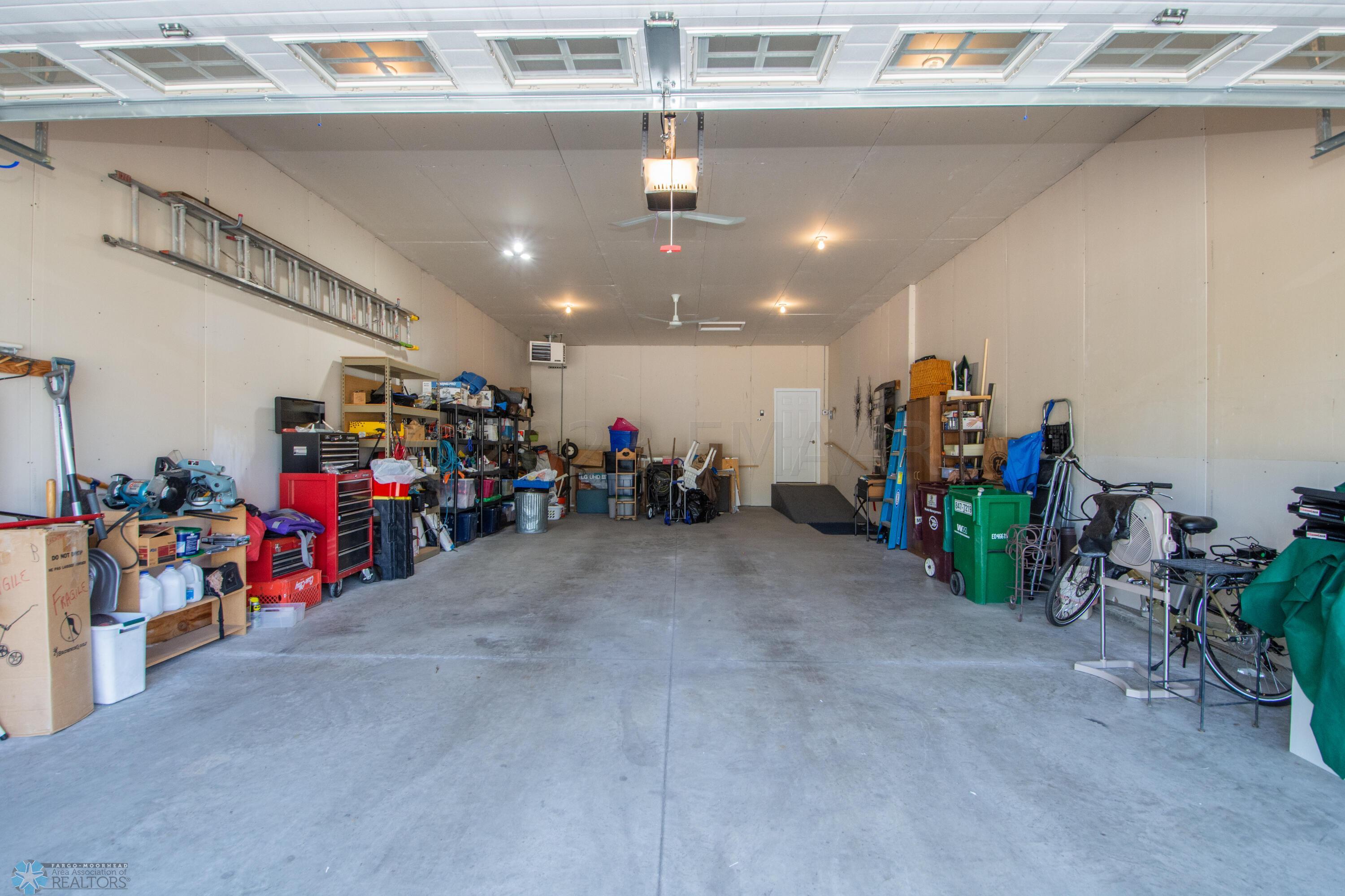 2-Stall Tandem Heated Garage