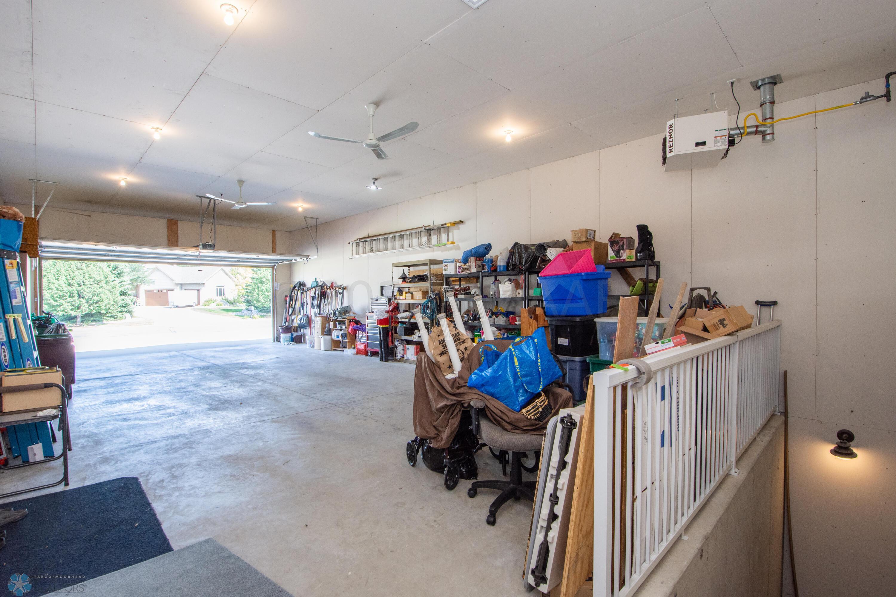 2-Stall Tandem Heated Garage
