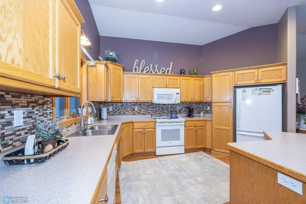 Good sized kitchen