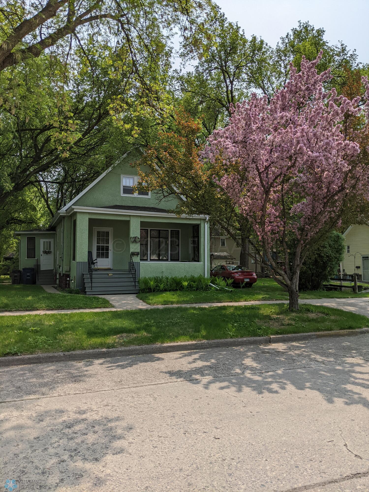 Front of home in Spring